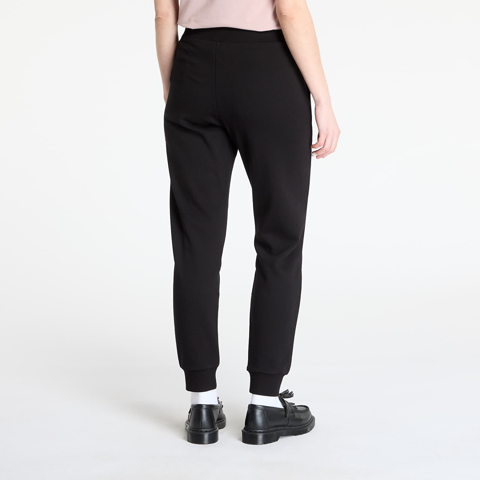 Trenerke EA7 Emporio Armani Train Logo Series W Pants Ch F Black
