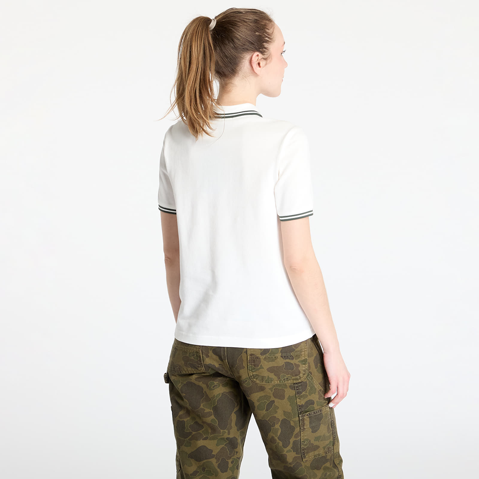 Women's T-shirts FRED PERRY Twin Tipped Shirt Snow White/ Court Green