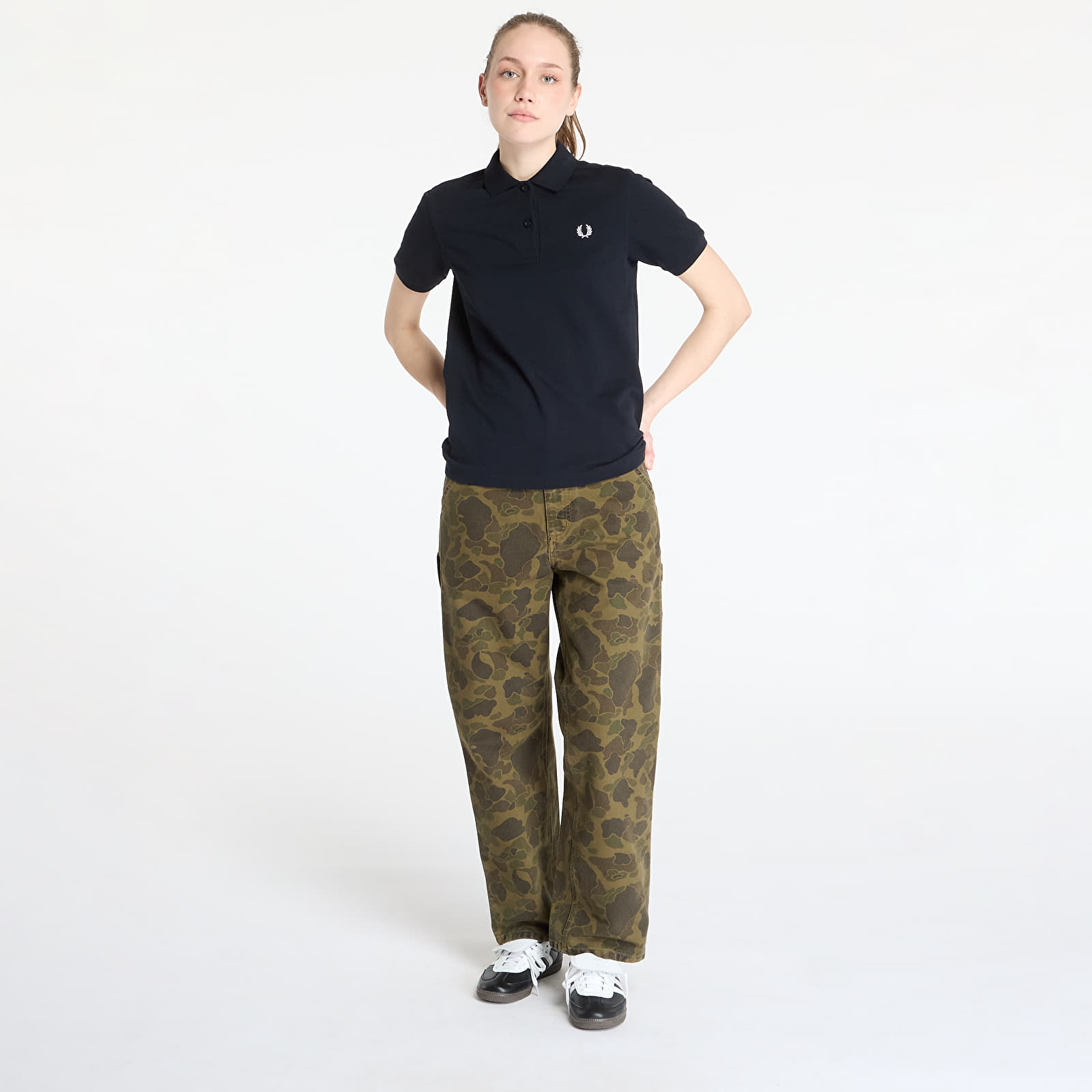 Ženske majice FRED PERRY The Shirt Navy