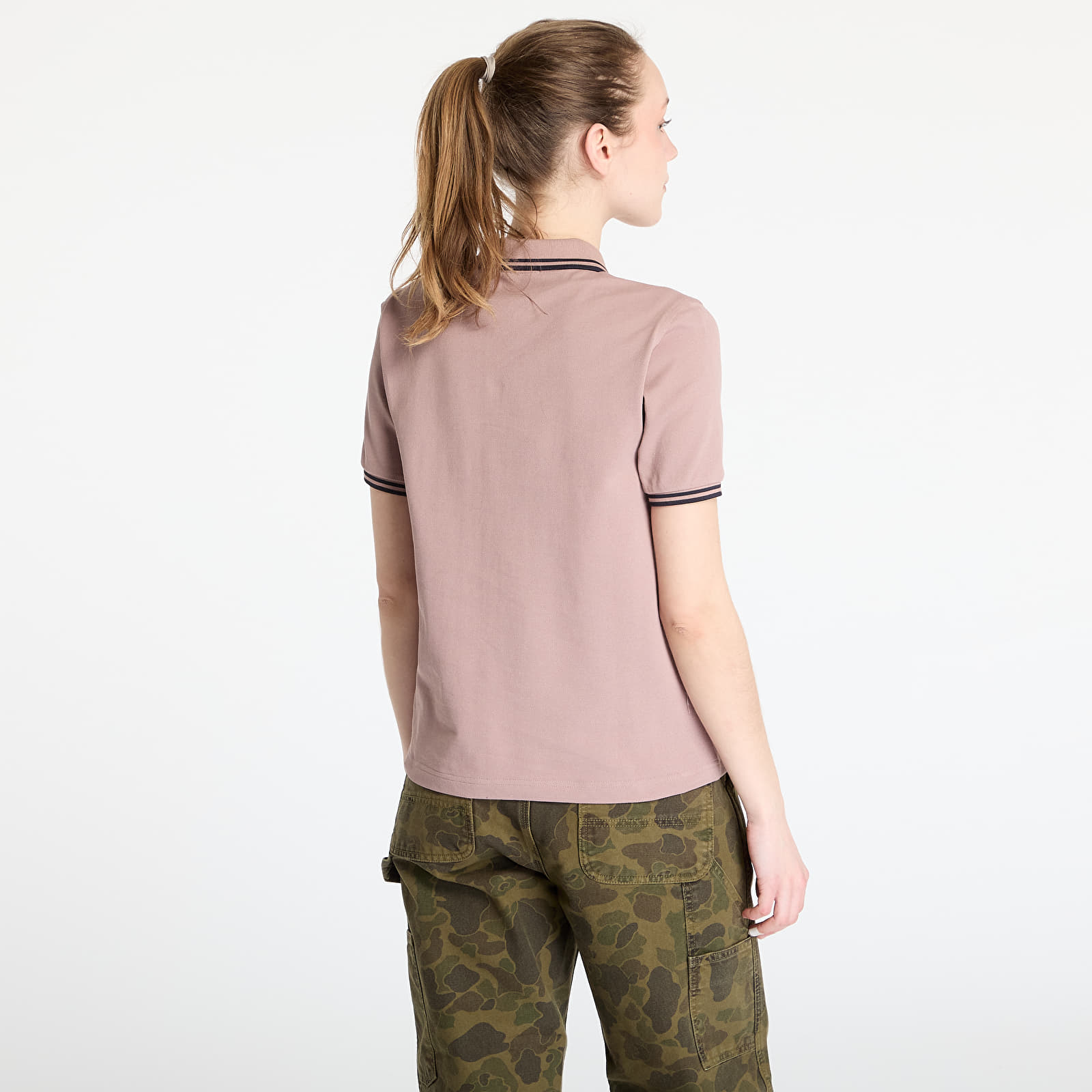 Camisetas de mujer FRED PERRY Twin Tipped Shirt Dark Pink/ Navy