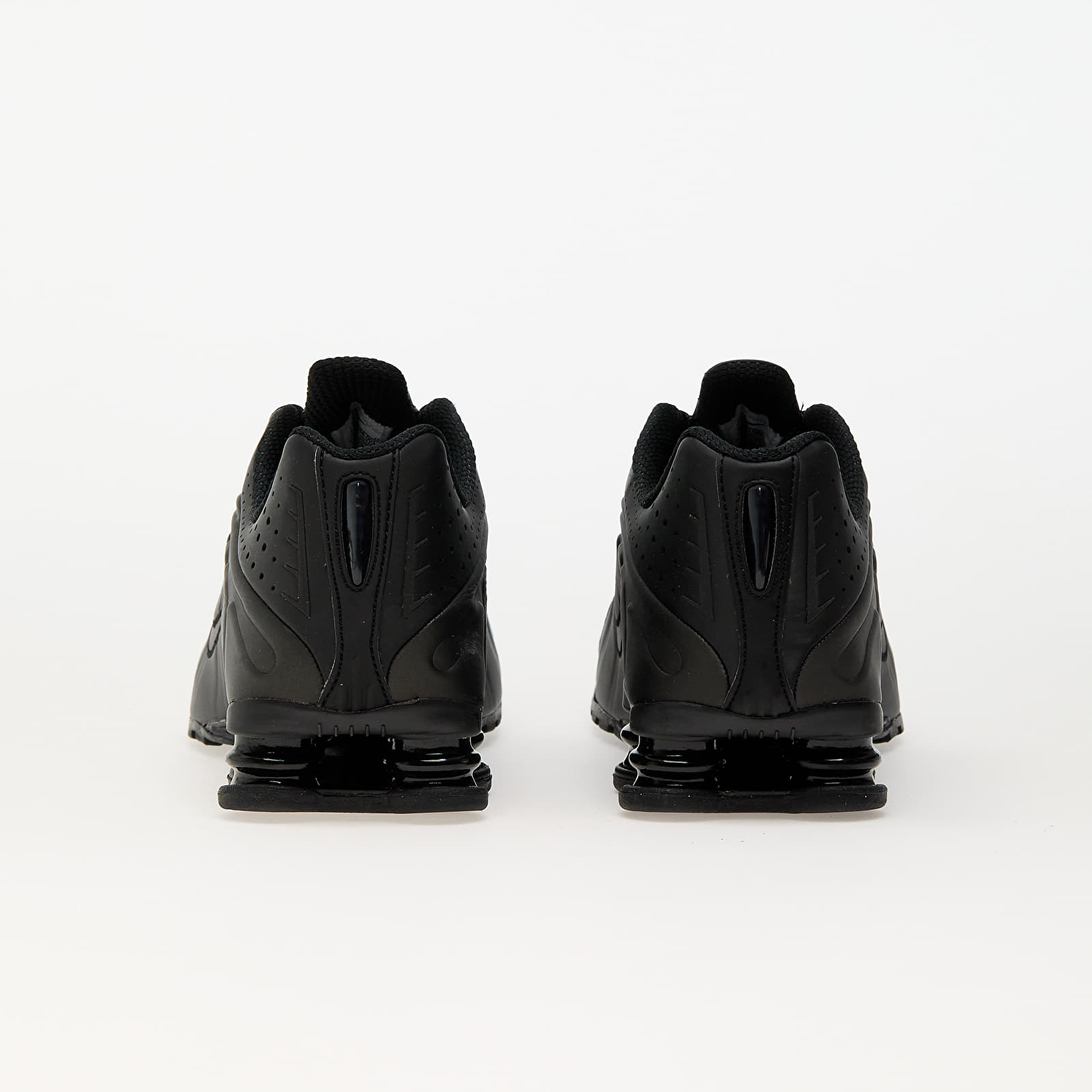 Vīriešu čības un apavi Nike Shox R4 Black/ Black-Black-Bright Crimson