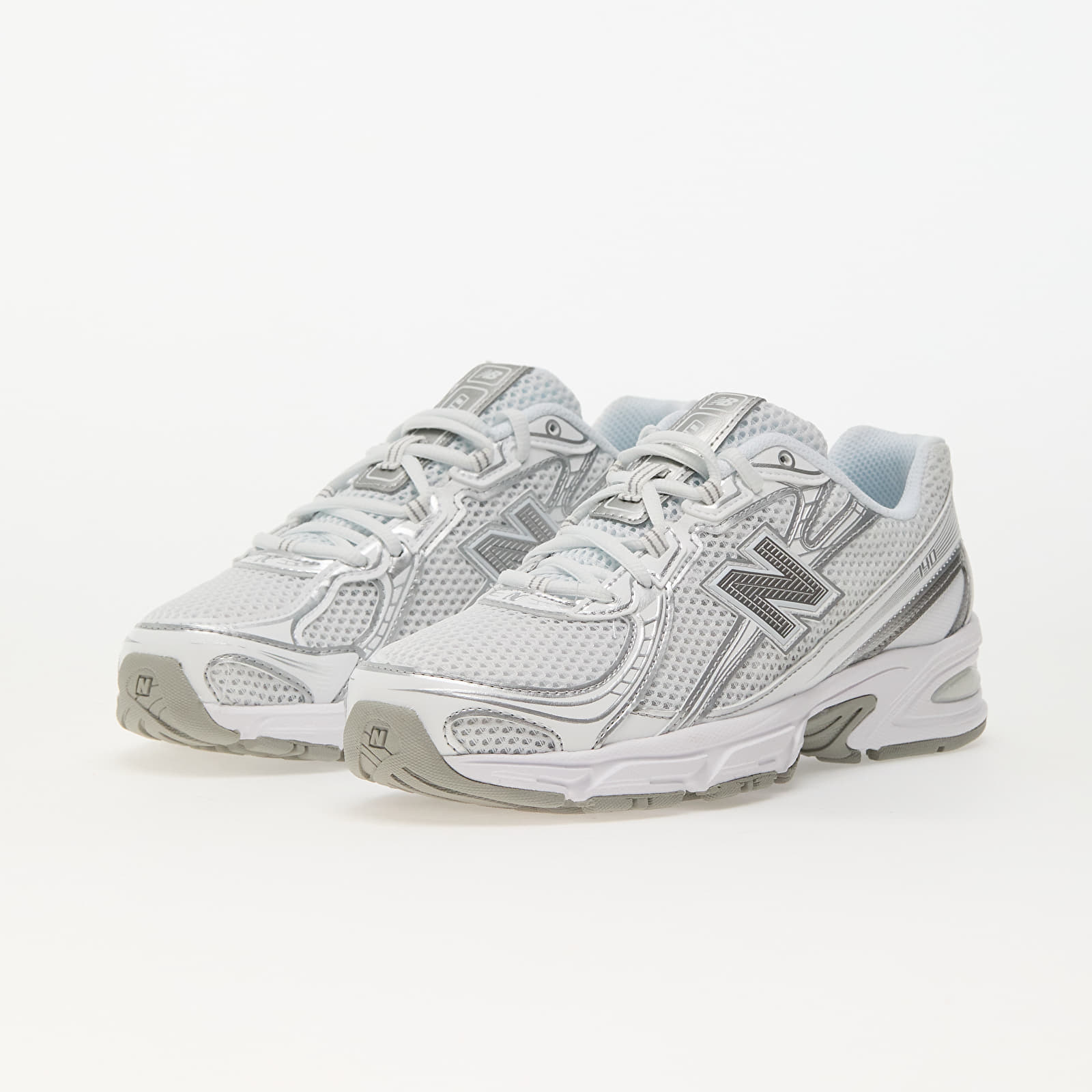 Chaussures et baskets femme New Balance 740 White