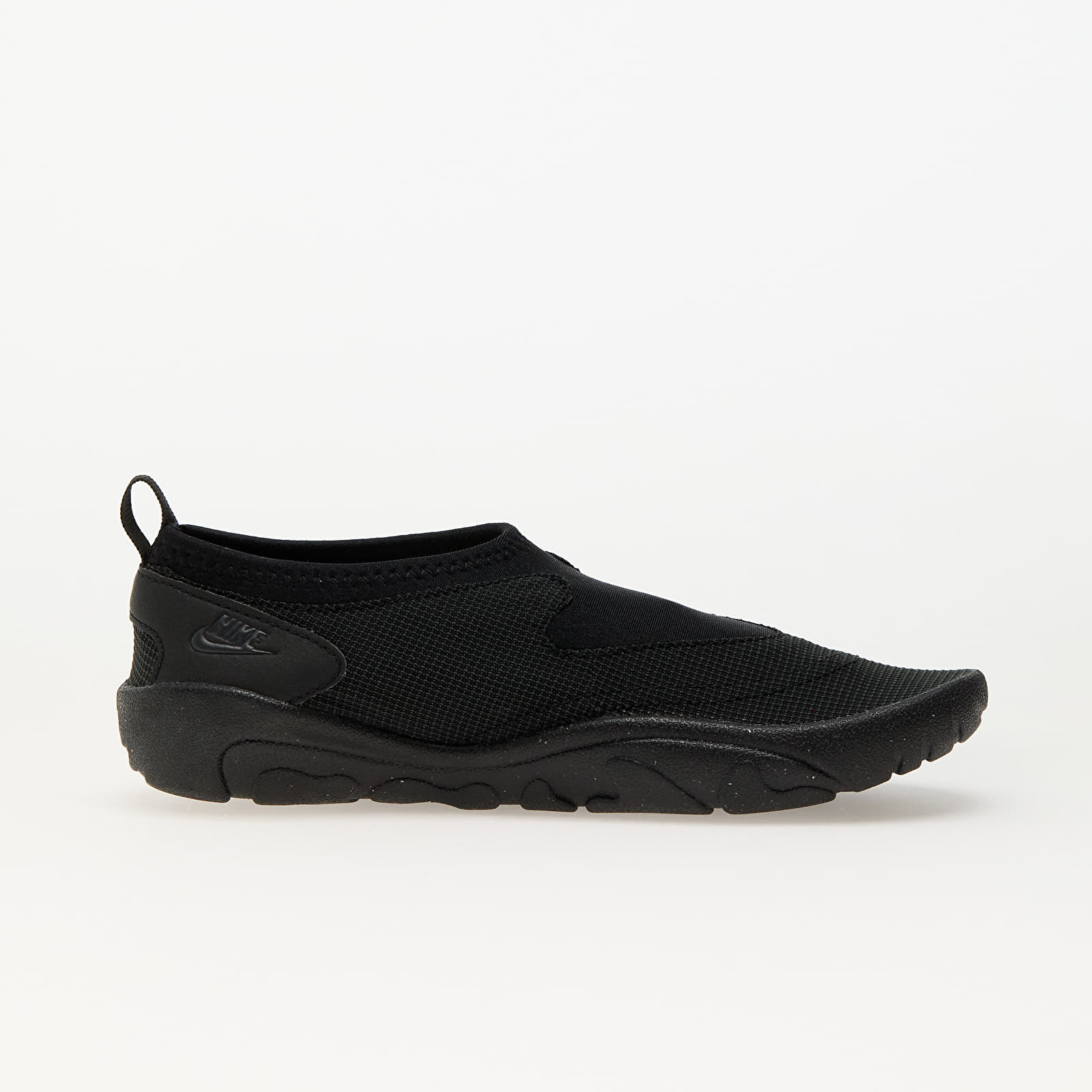 Meeste tossud ja kingad Nike Aqua Turf Black/ Off Noir-Black