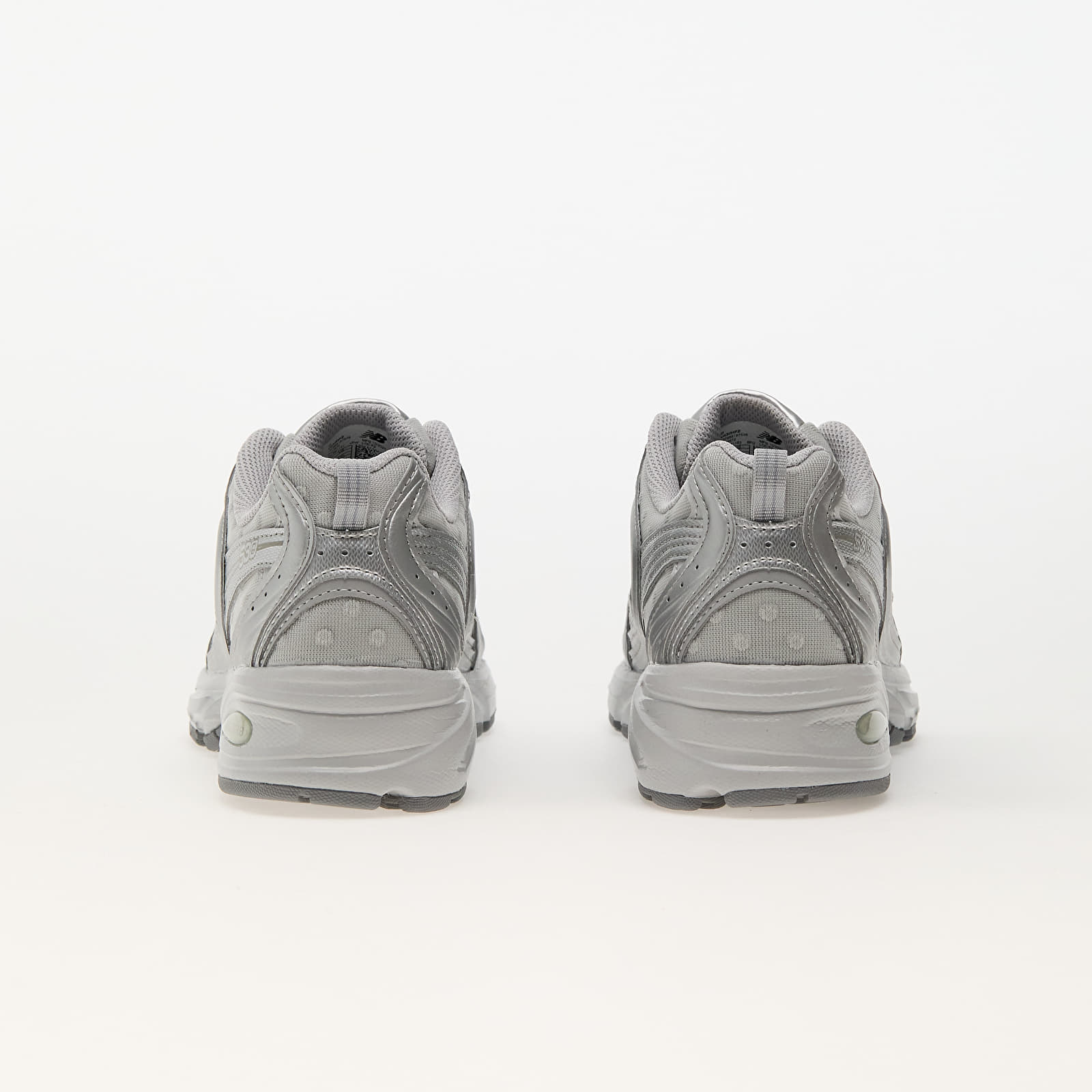 Chaussures et baskets homme New Balance 530 Silver Metallic/ Raincloud/ Polka Dots