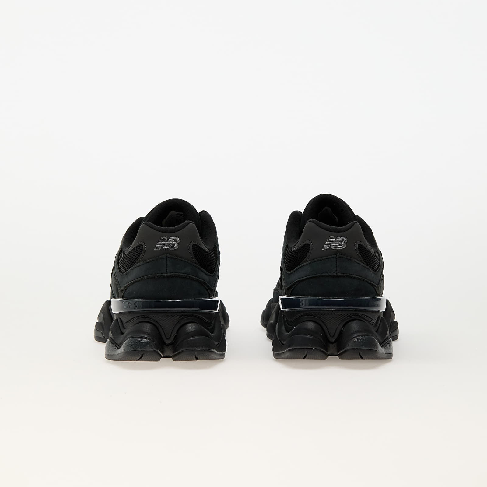 New Balance Sneakers New Balance 9060 Black/ Black Cement Zge EUR 44 - 5