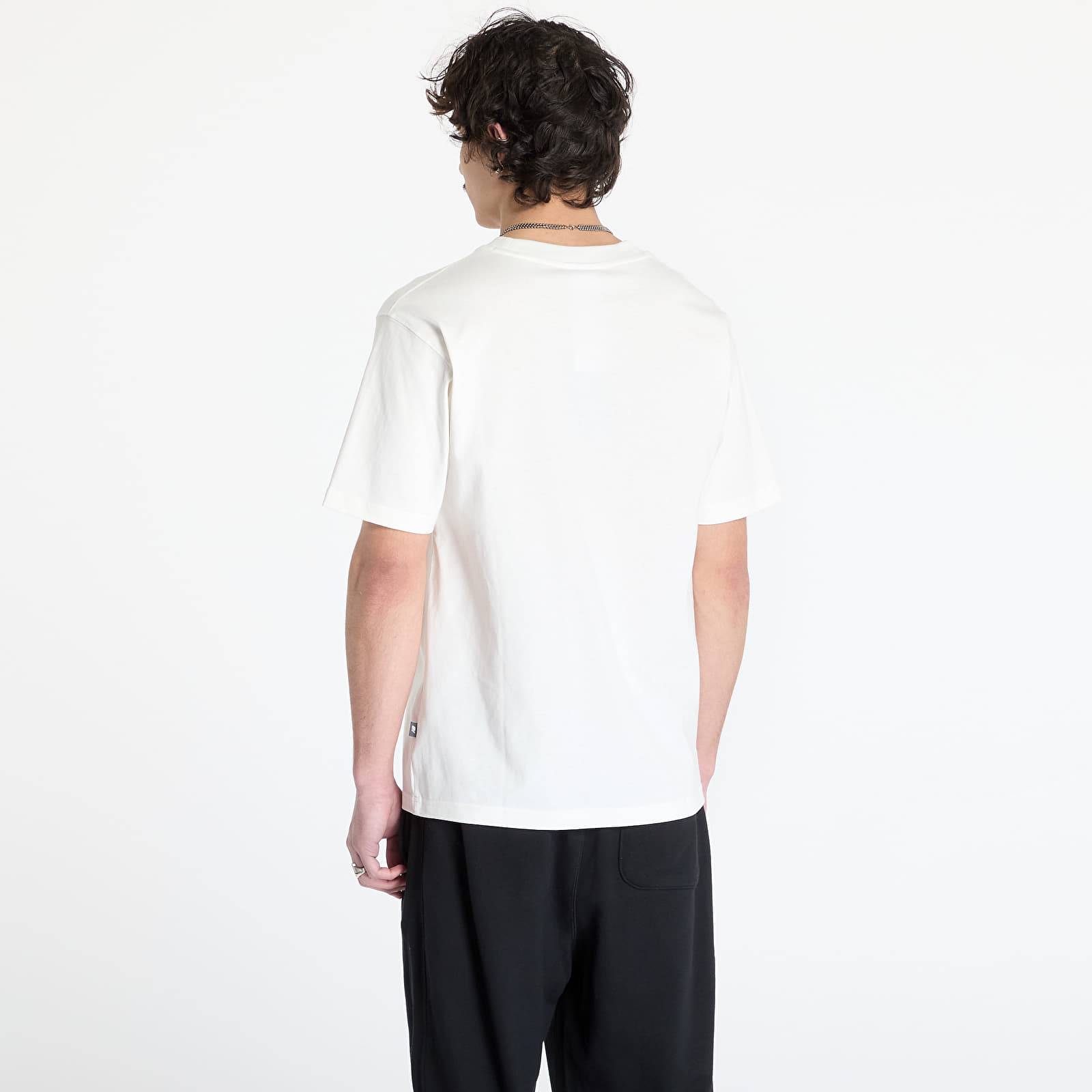 Meeste T-särgid New Balance Athletics 9060 Patch T-Shirt White
