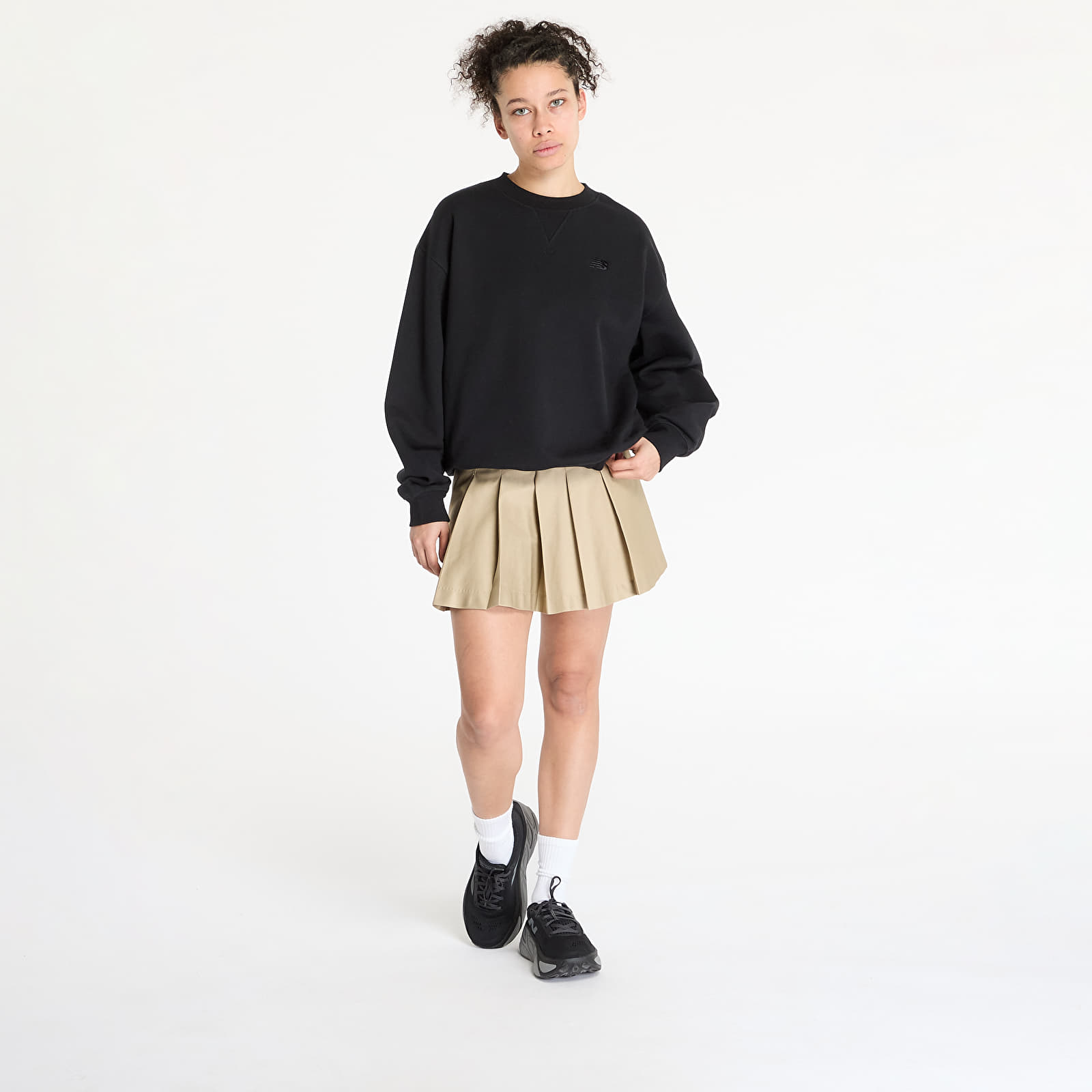 Bluzy damskie New Balance Athletics French Terry Crew Sweatshirt Black