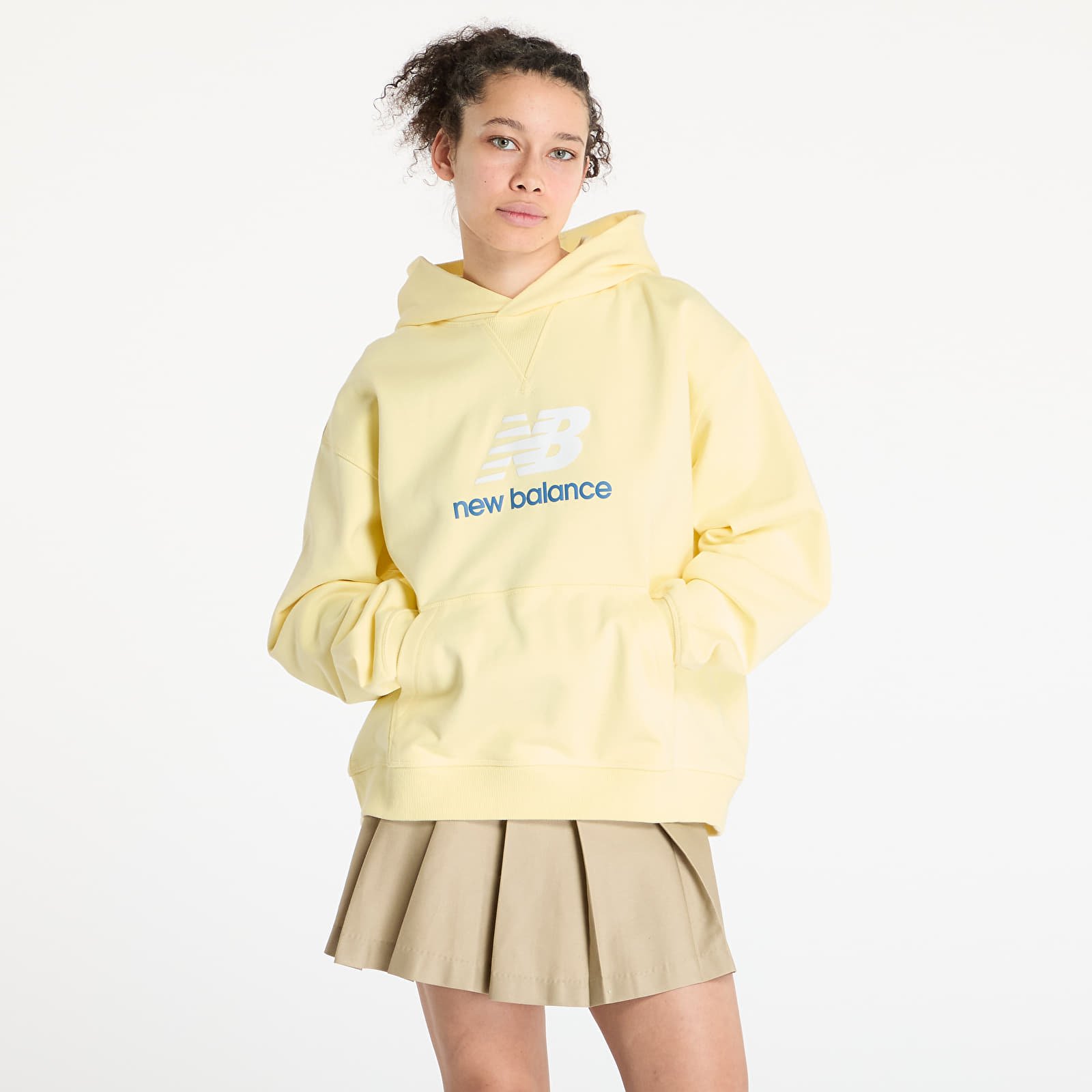 Sudaderas de mujer New Balance Athletics French Terry Logo Hoodie Yellow