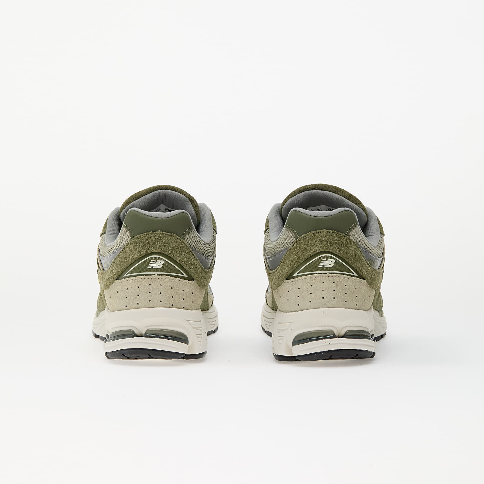 Baskets et chaussures pour hommes New Balance 2002R Olive/ Light Khaki/ Grey