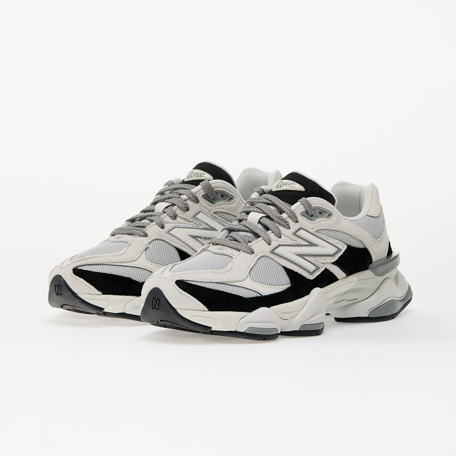 Męskie trampki i buty New Balance 9060 Grey/ Jet Black