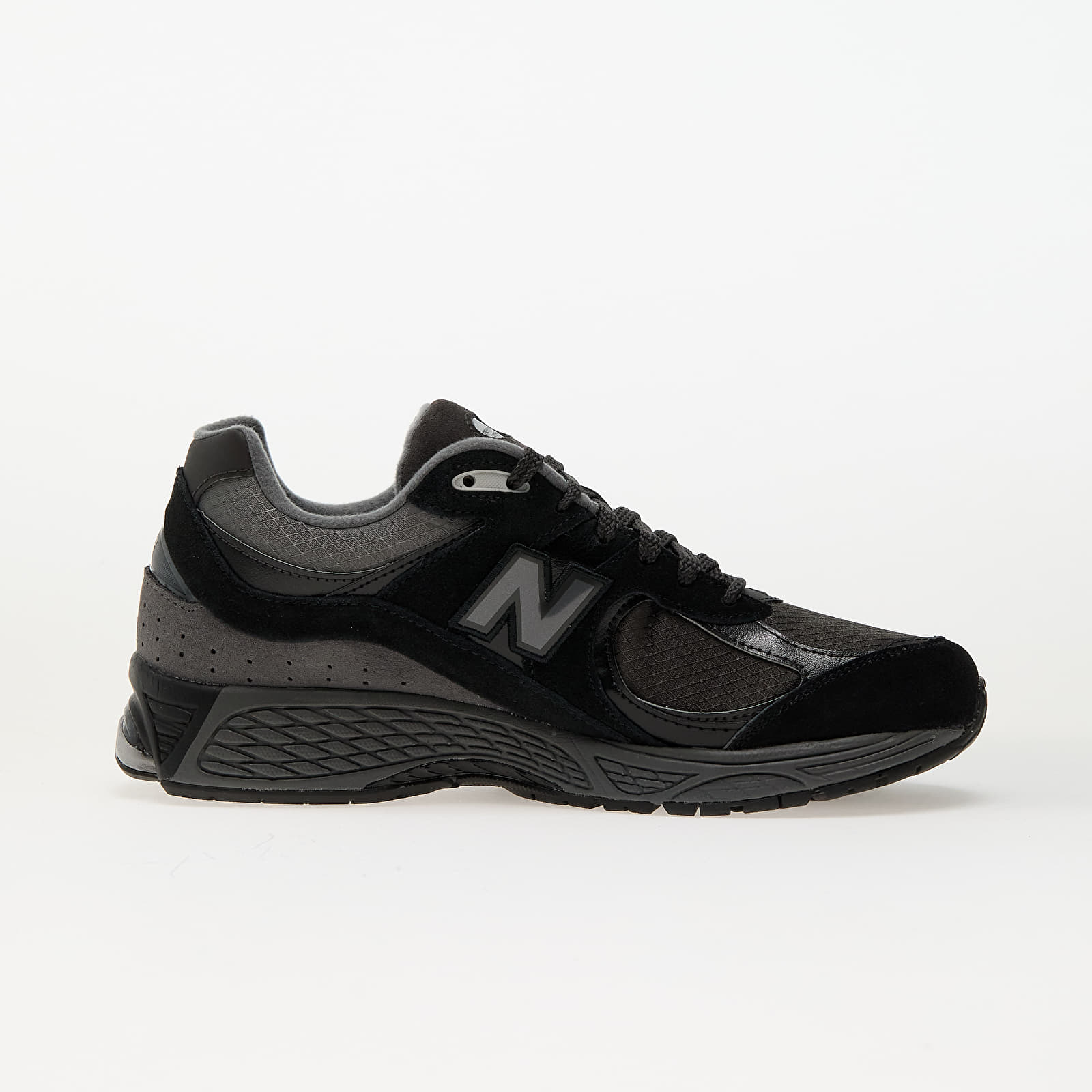 Men's sneakers and shoes New Balance 2002R Black/ Grey