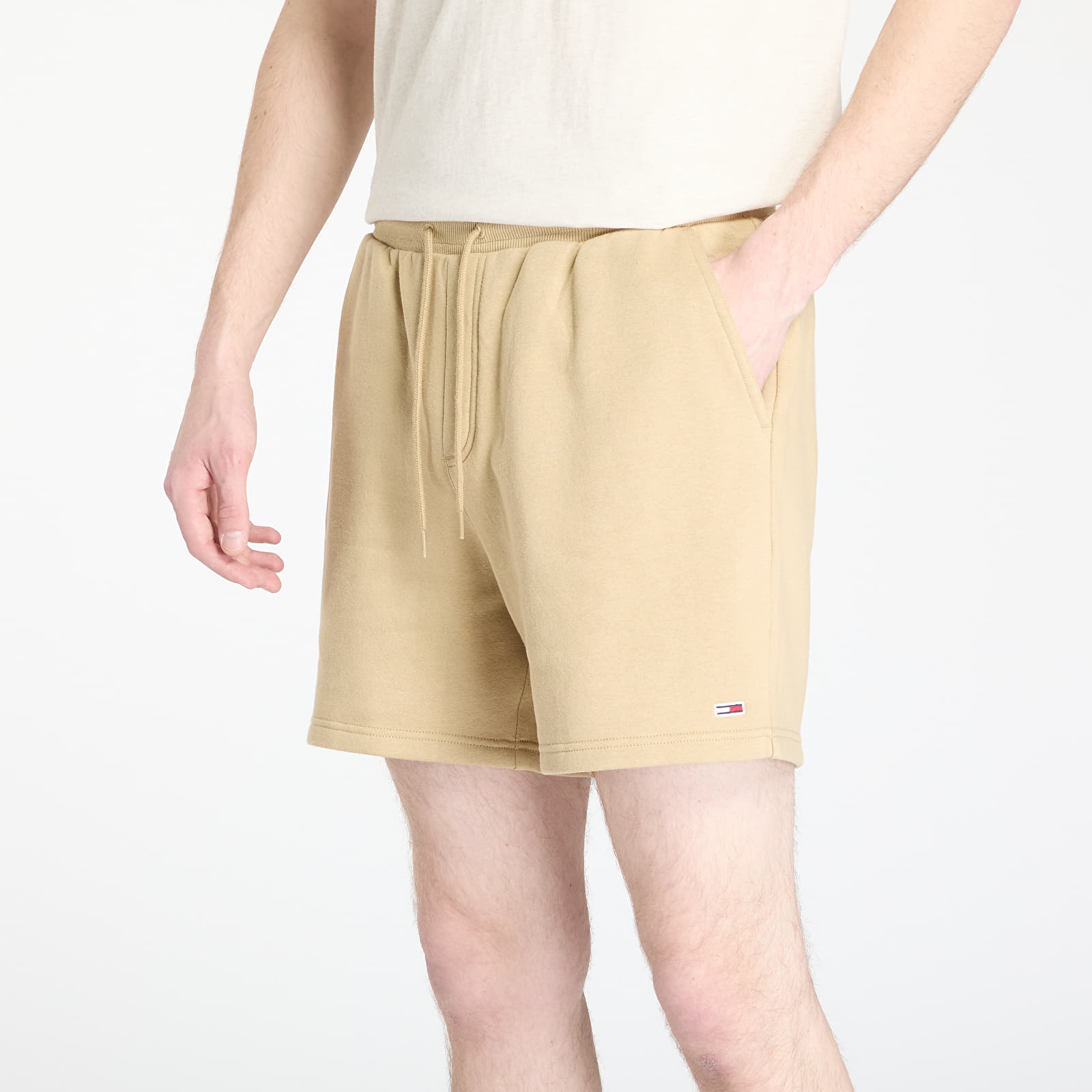 Pantalones cortos para hombre Tommy Jeans S Flag Beach Short Beige