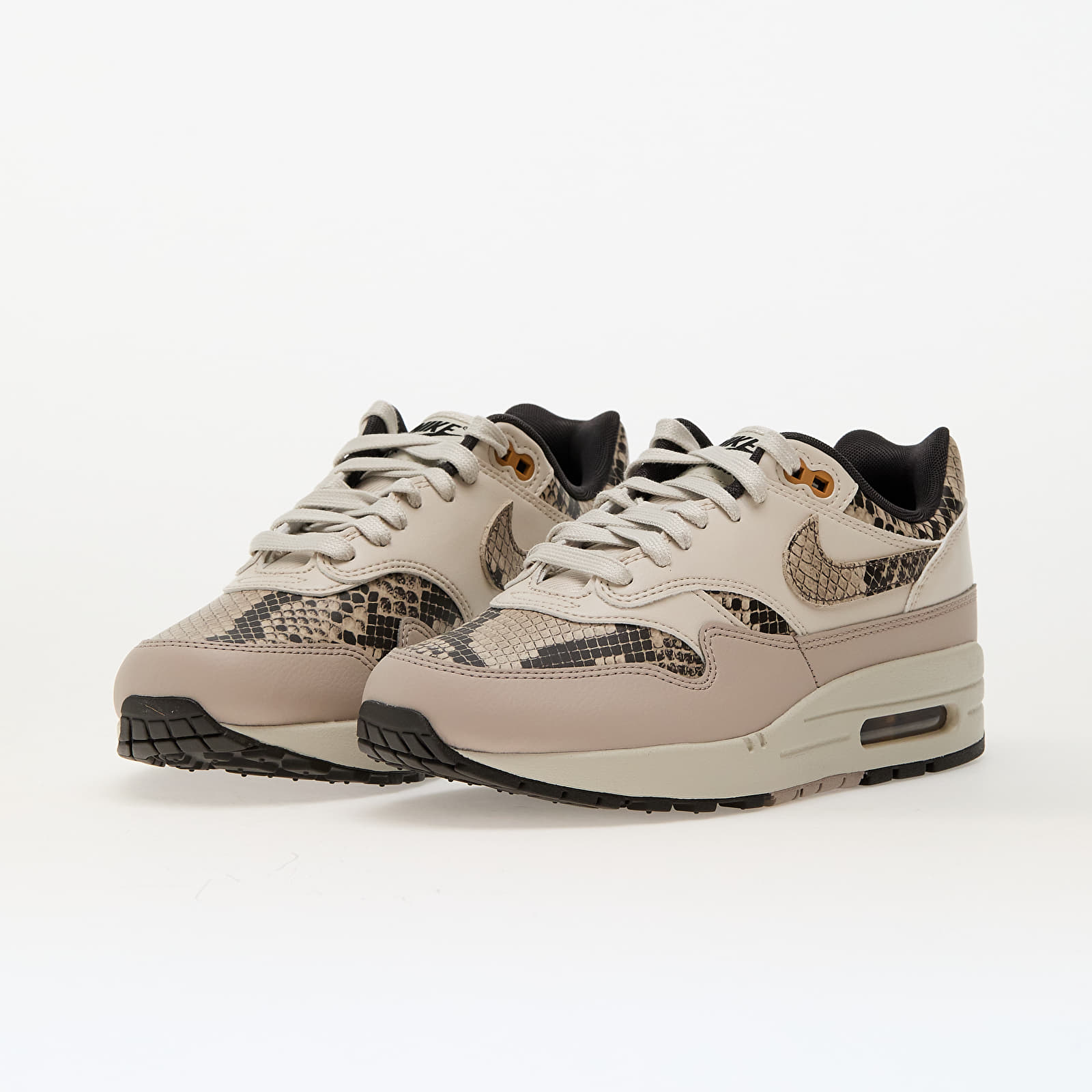 Naiste tossud ja kingad Nike W Air Max 1 '87 Lt Orewood Brn/ Multi-Color-Malt