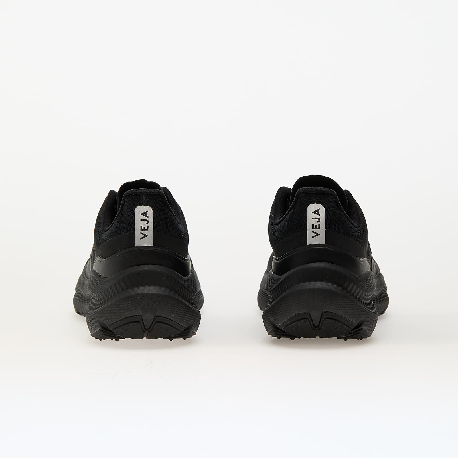 Baskets et chaussures pour hommes Veja Condor 3 Adv Enmesh Full-Black