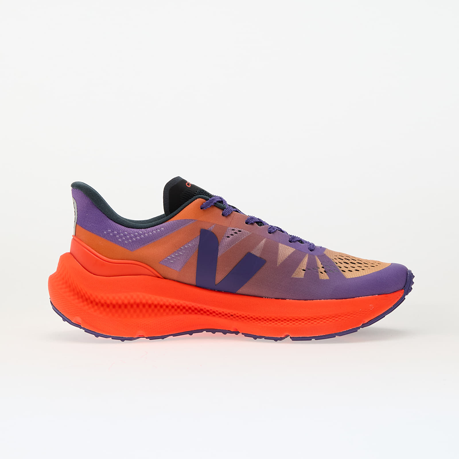 Naiste tossud ja kingad Veja W Condor 3 Adv Enmesh Grad Purple Orange