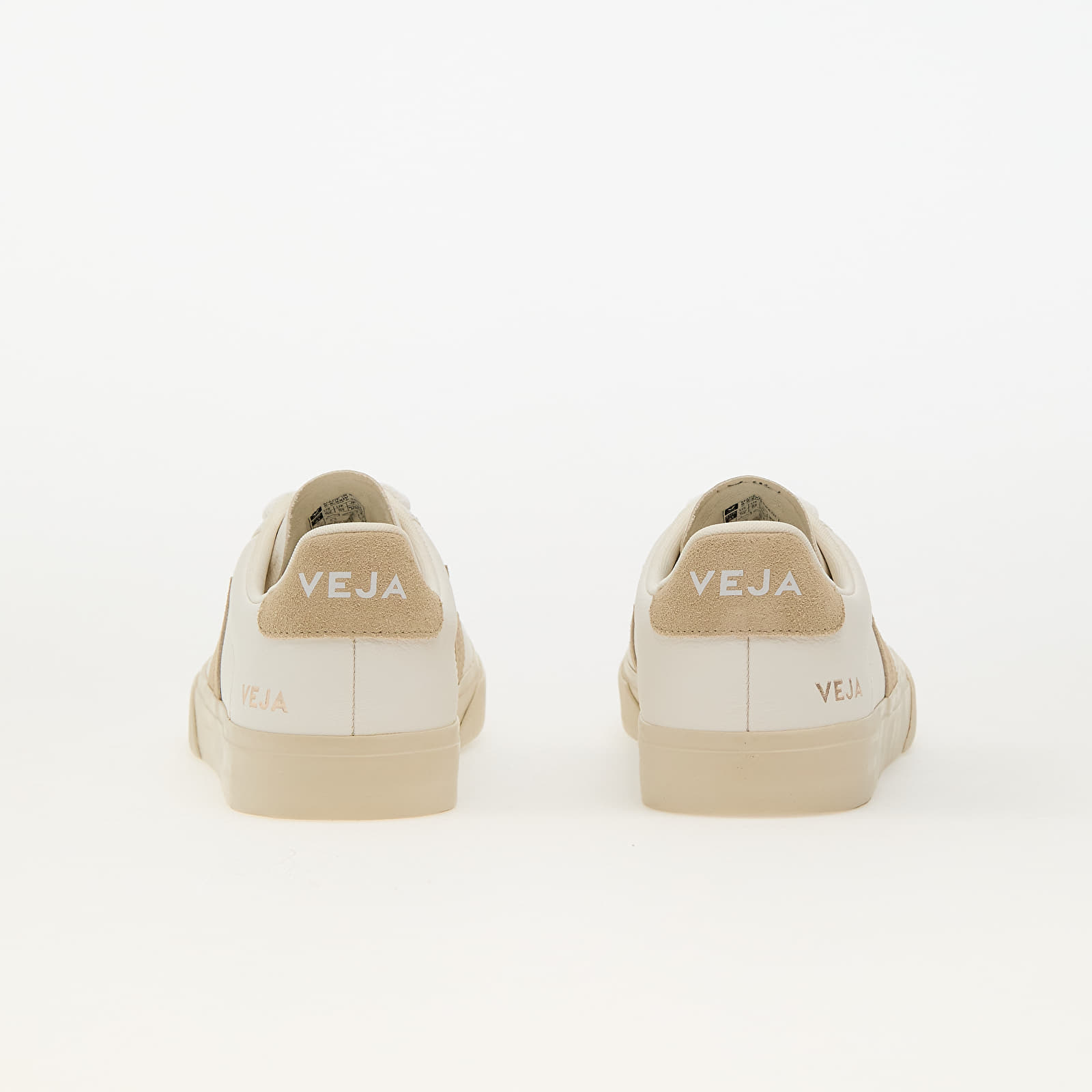 Men's sneakers and shoes Veja Campo Chfree Extra-White Almond