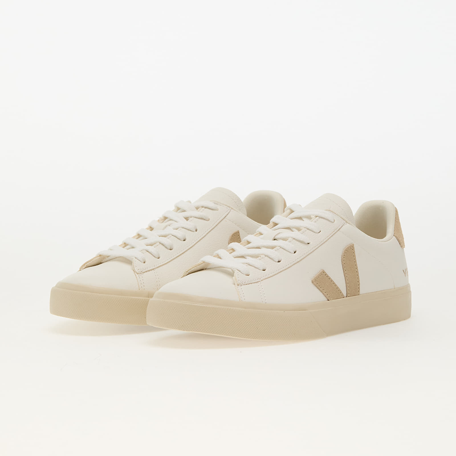 Men's sneakers and shoes Veja Campo Chfree Extra-White Almond