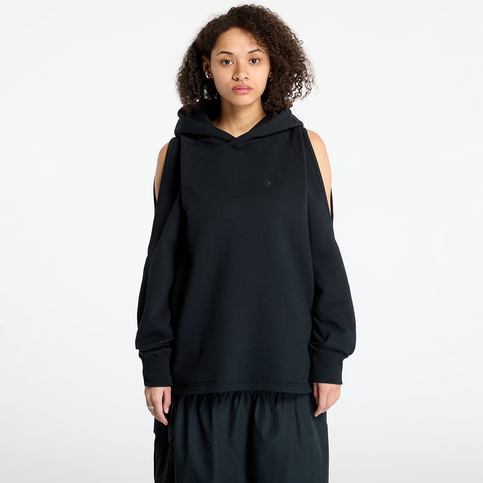 Sudaderas de mujer Converse Loose-Fit Shoulder Cut-Out Fleece Hoodie Black