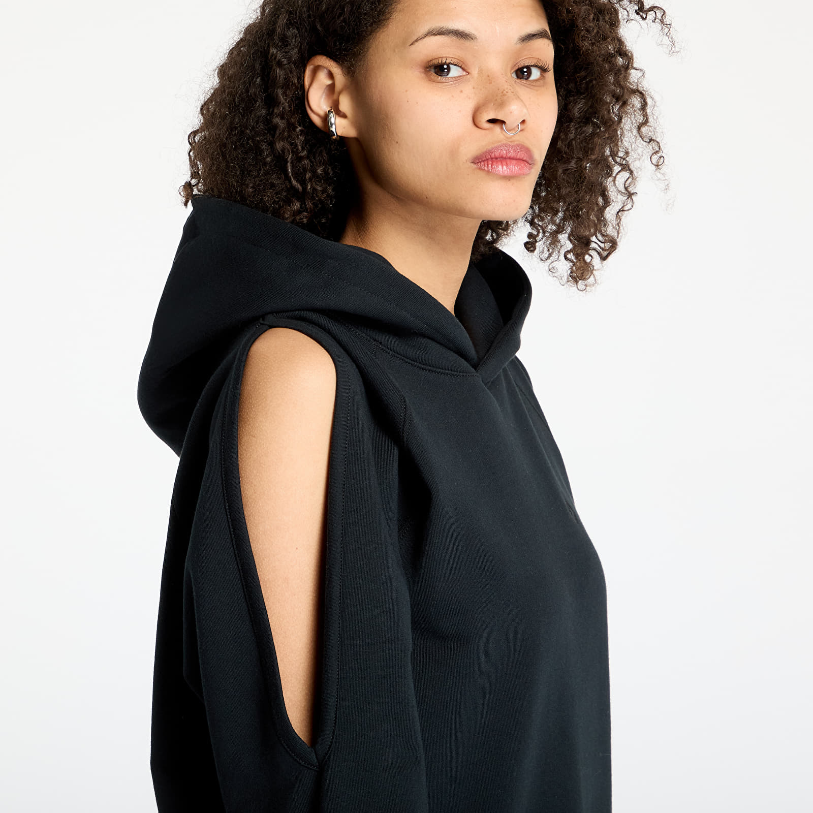 Sudaderas de mujer Converse Loose-Fit Shoulder Cut-Out Fleece Hoodie Black