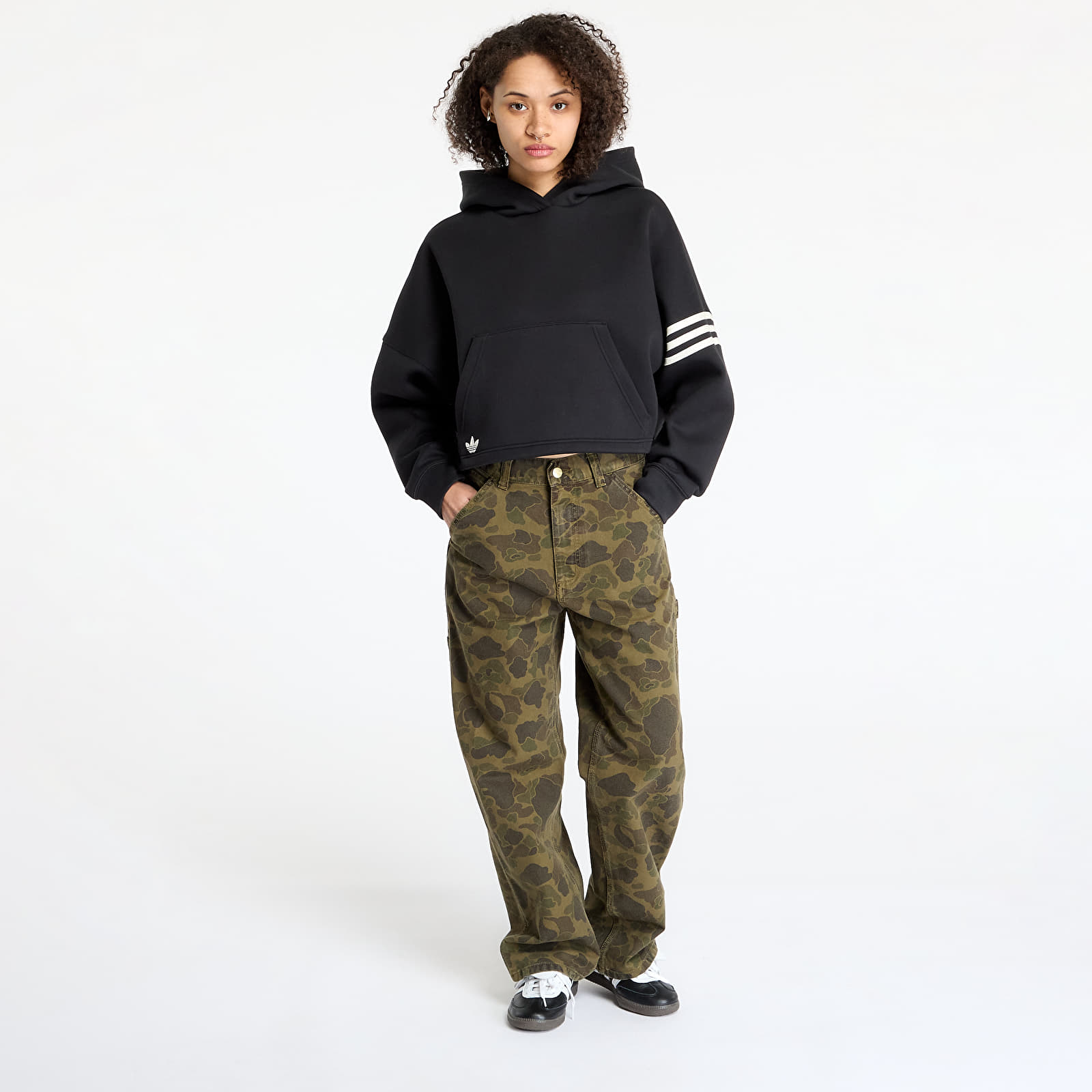 Dámské mikiny adidas Neuclassics Hoodie Black/ Cream White
