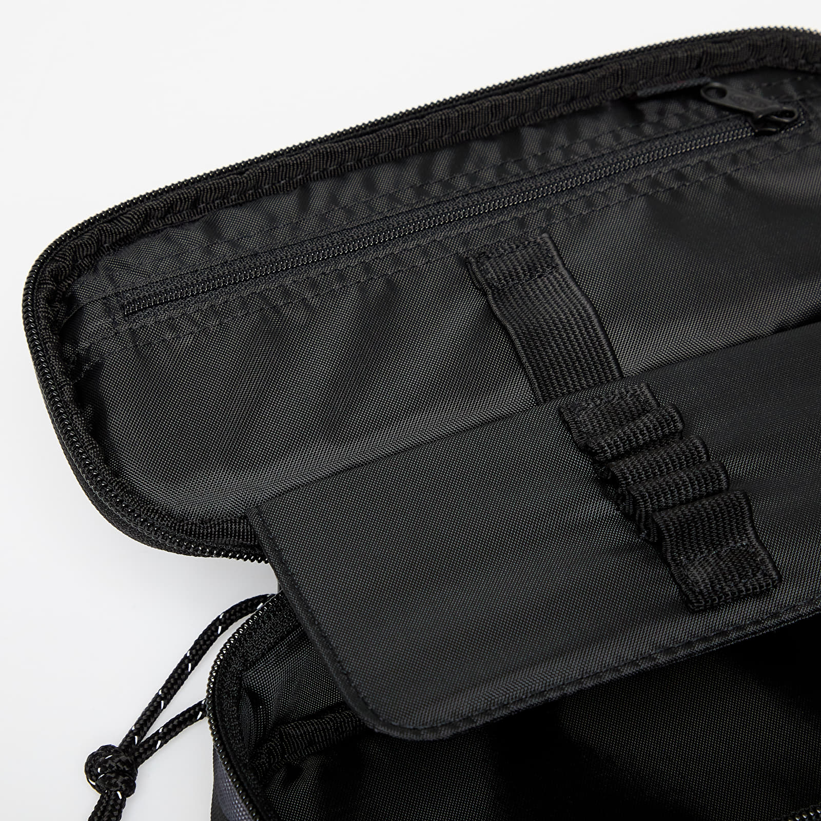  Men's accessories Eastpak x Star Wars Oval Single SW Death Star Black