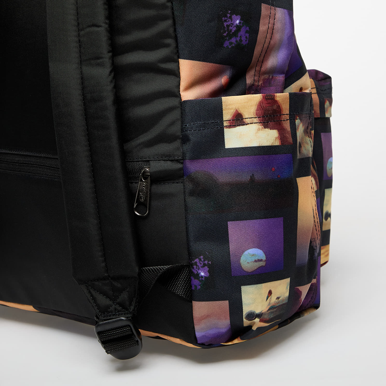 Mochilas para hombre Eastpak x Star Wars Day Pak'r SW Landscape Grey