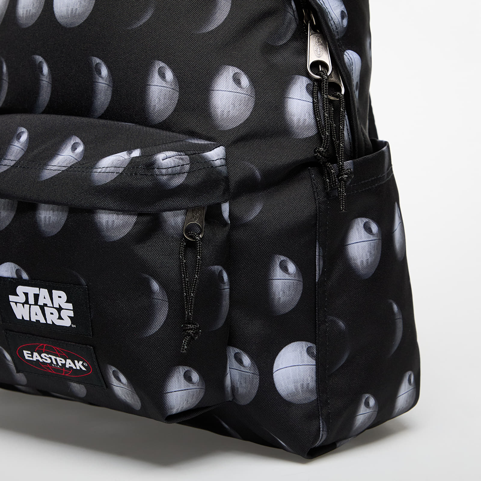 Moški nahrbtniki Eastpak x Star Wars Day Pak'r SW Death Star Black