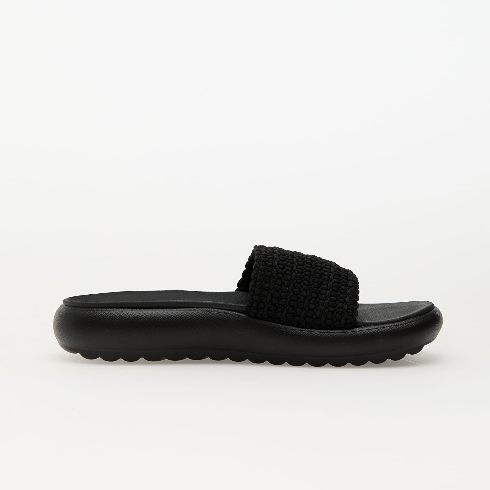 Women's sneakers and shoes Skechers Arch Fit Cloud-Oh She Pretty Black/ Black