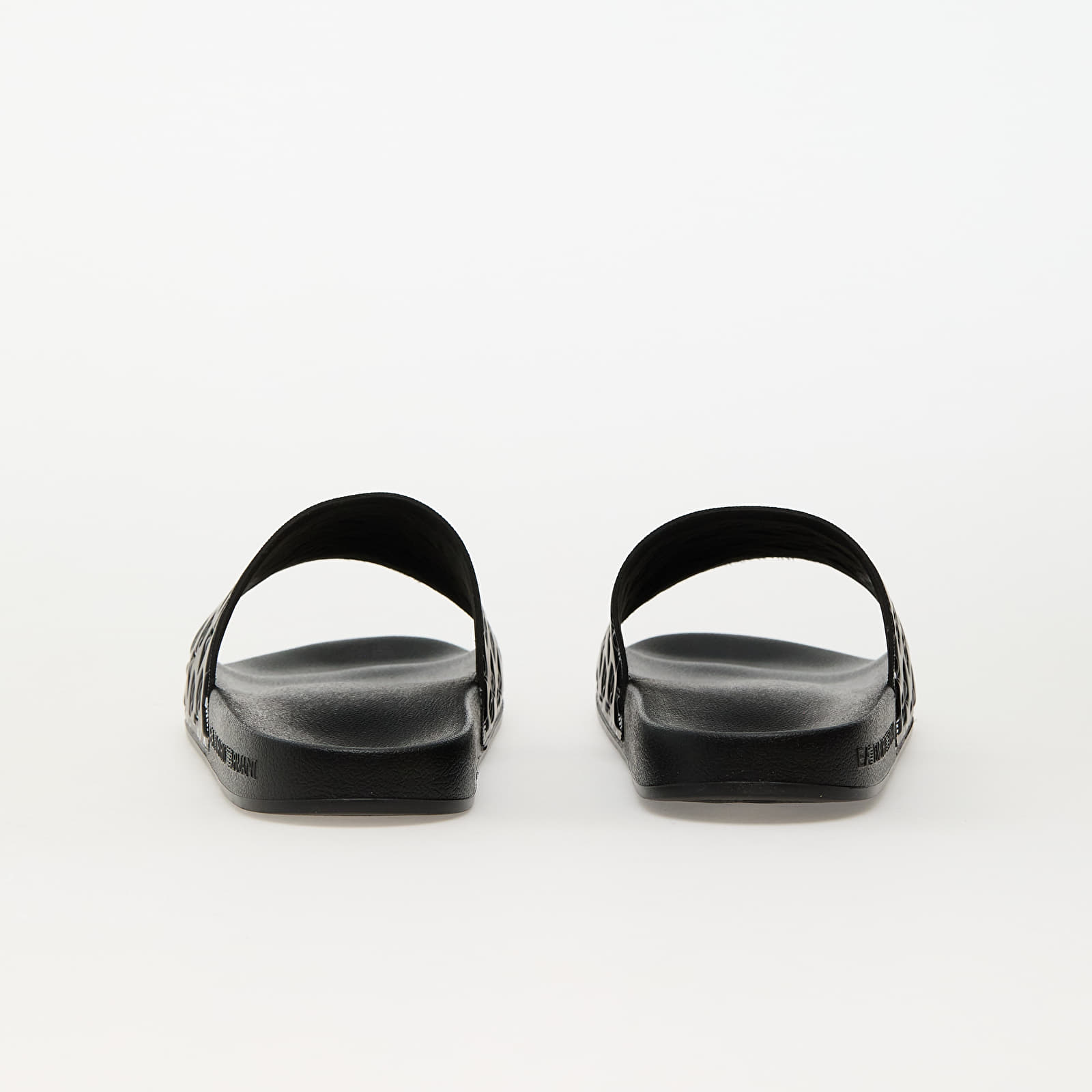 Чоловіче взуття EA7 Emporio Armani Water Sport All Over Slipper U Full Black/White