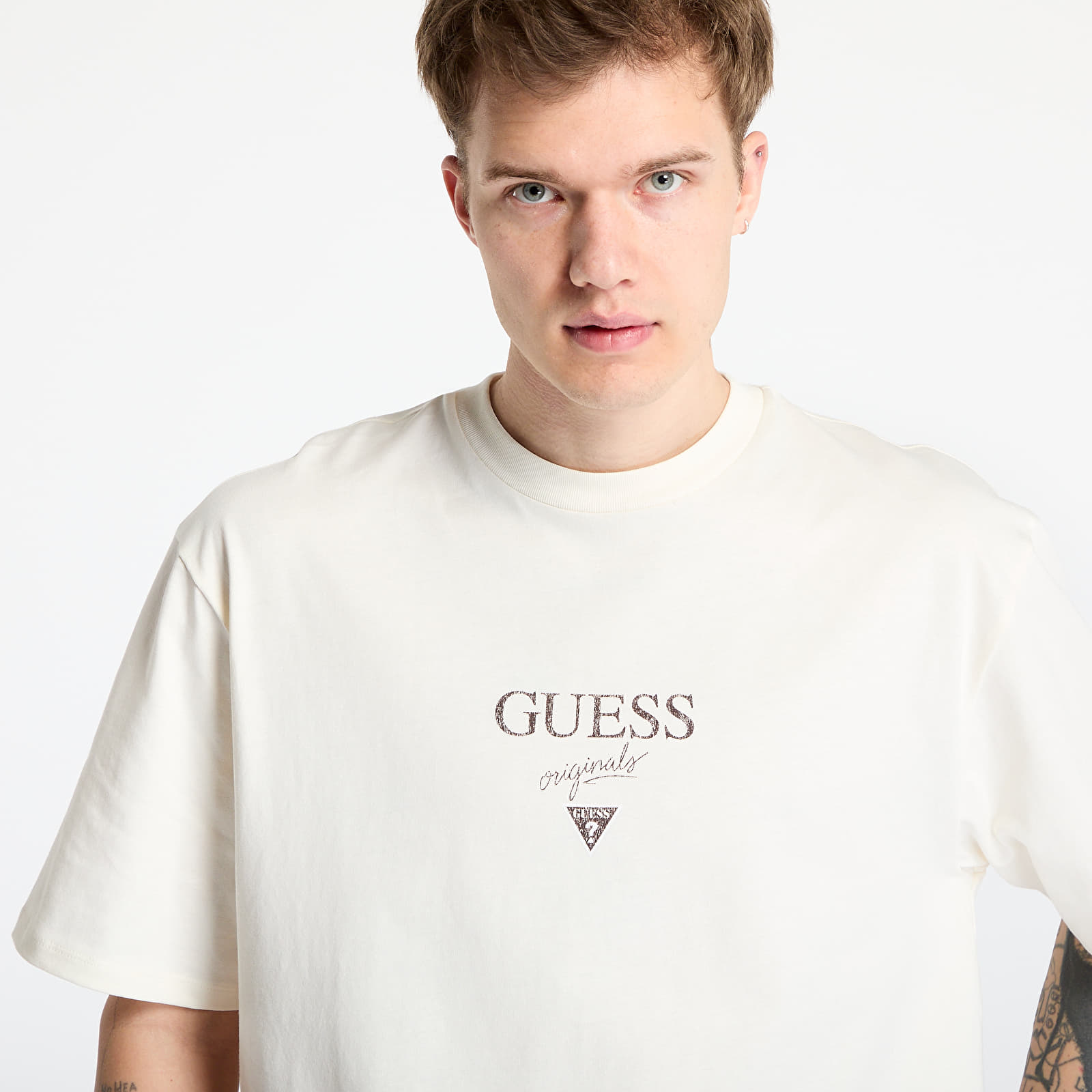 T-shirts GUESS Originals Go Printed Baker Logo Tee Sandy Shore