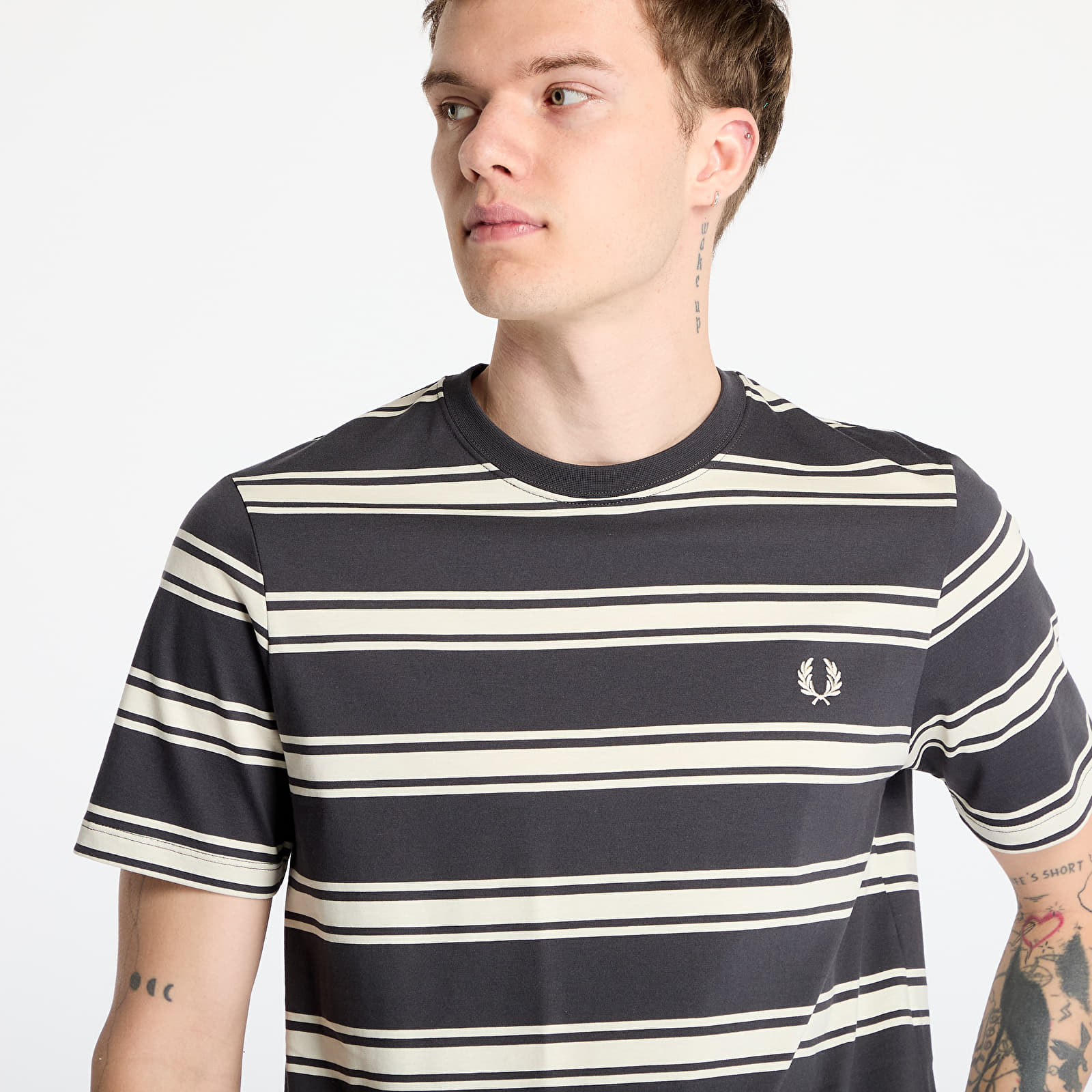 Camisetas hombre FRED PERRY Fine Stripe T-Shirt Anchor Grey