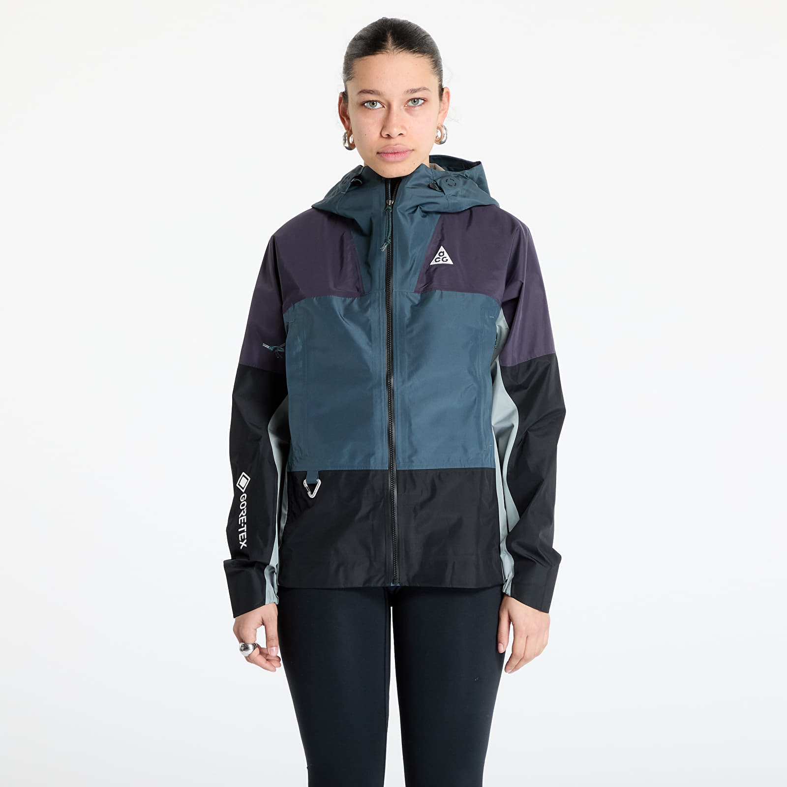 Naiste jakid Nike Storm-FIT ADV ACG "Chain of Craters" Women's Jacket Faded Spruce/ Gridiron/ Summit White