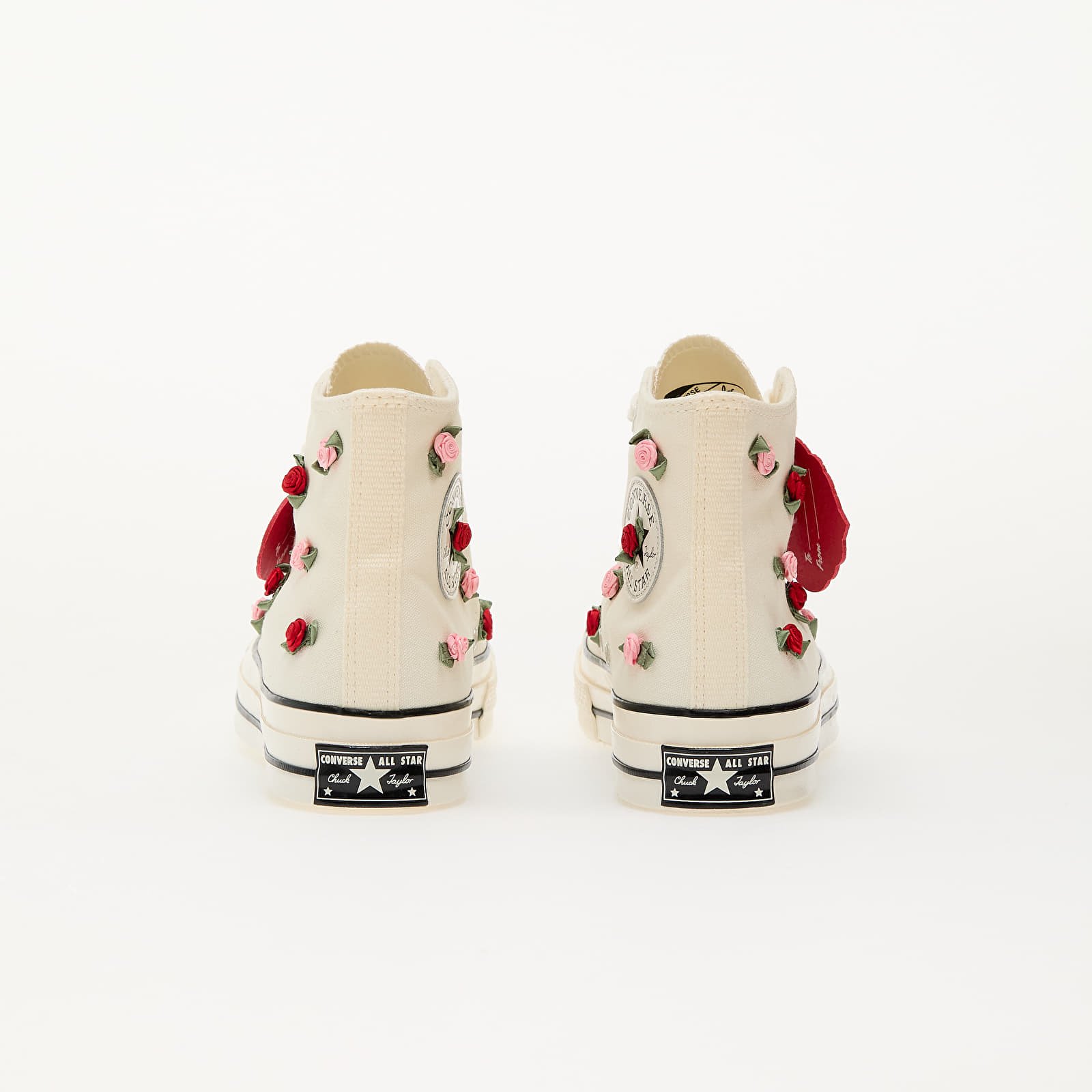 Meeste tossud ja kingad Converse Chuck 70 Valentine's Day Hi Egret/ Red