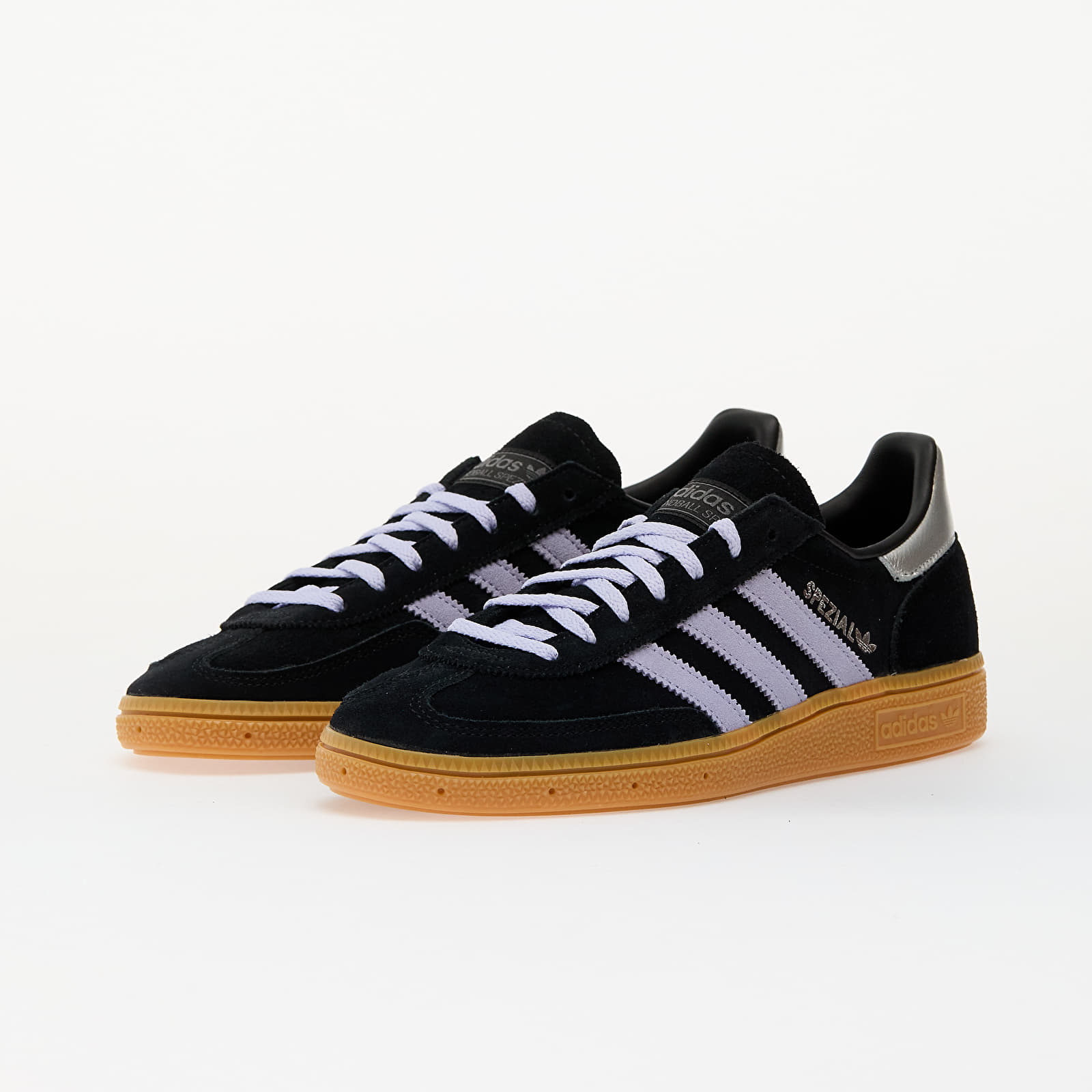 Women's sneakers and shoes adidas Handball Spezial W Core Black/ Violet Tone/ Gum1
