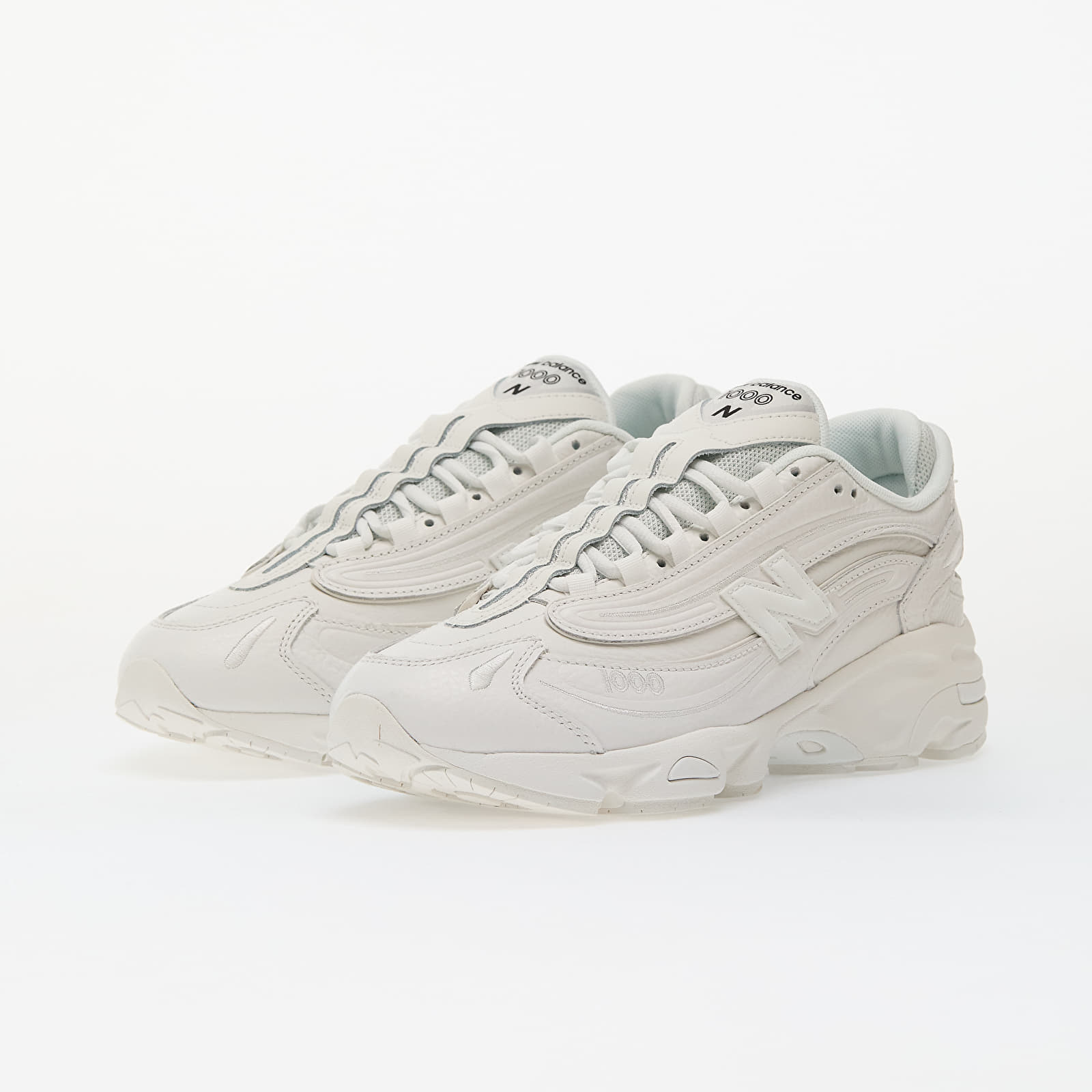 Men's sneakers and shoes New Balance 1000 Triple White
