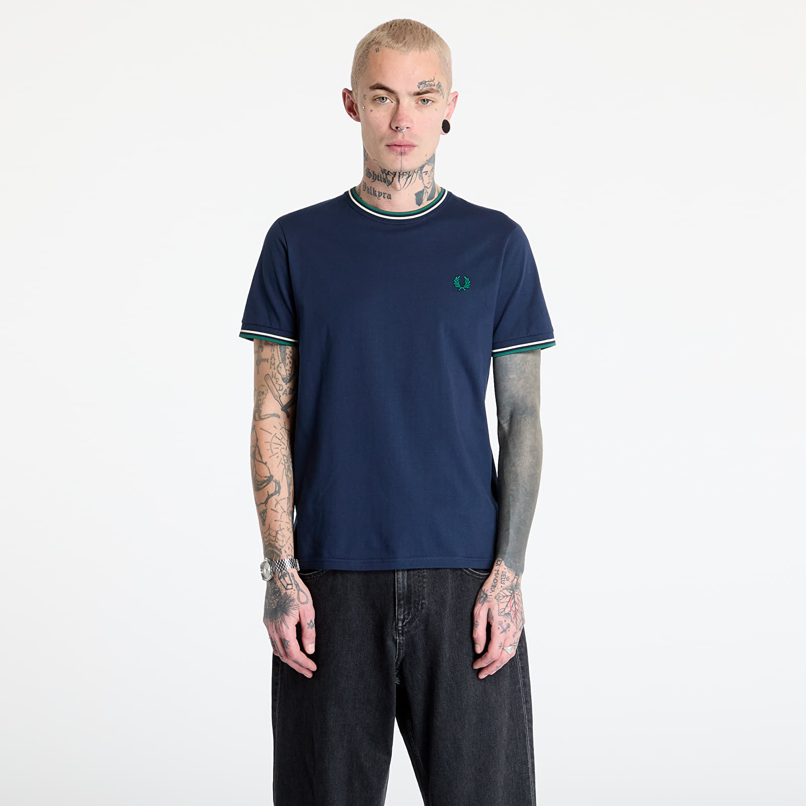 Men's T-shirts FRED PERRY Twin Tipped T-Shirt Dark Carbon / Light Ecru / Label Green
