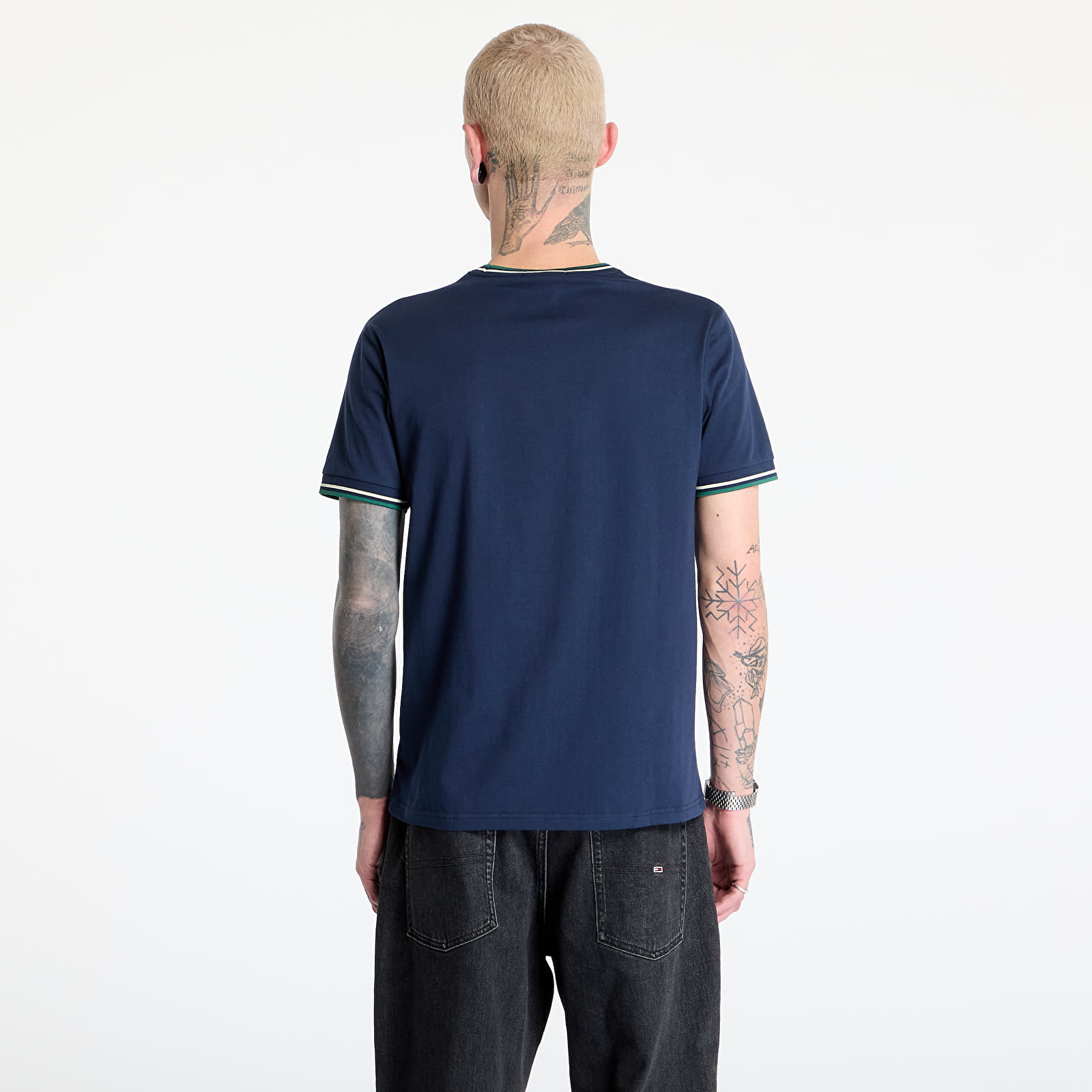 Men's T-shirts FRED PERRY Twin Tipped T-Shirt Dark Carbon / Light Ecru / Label Green