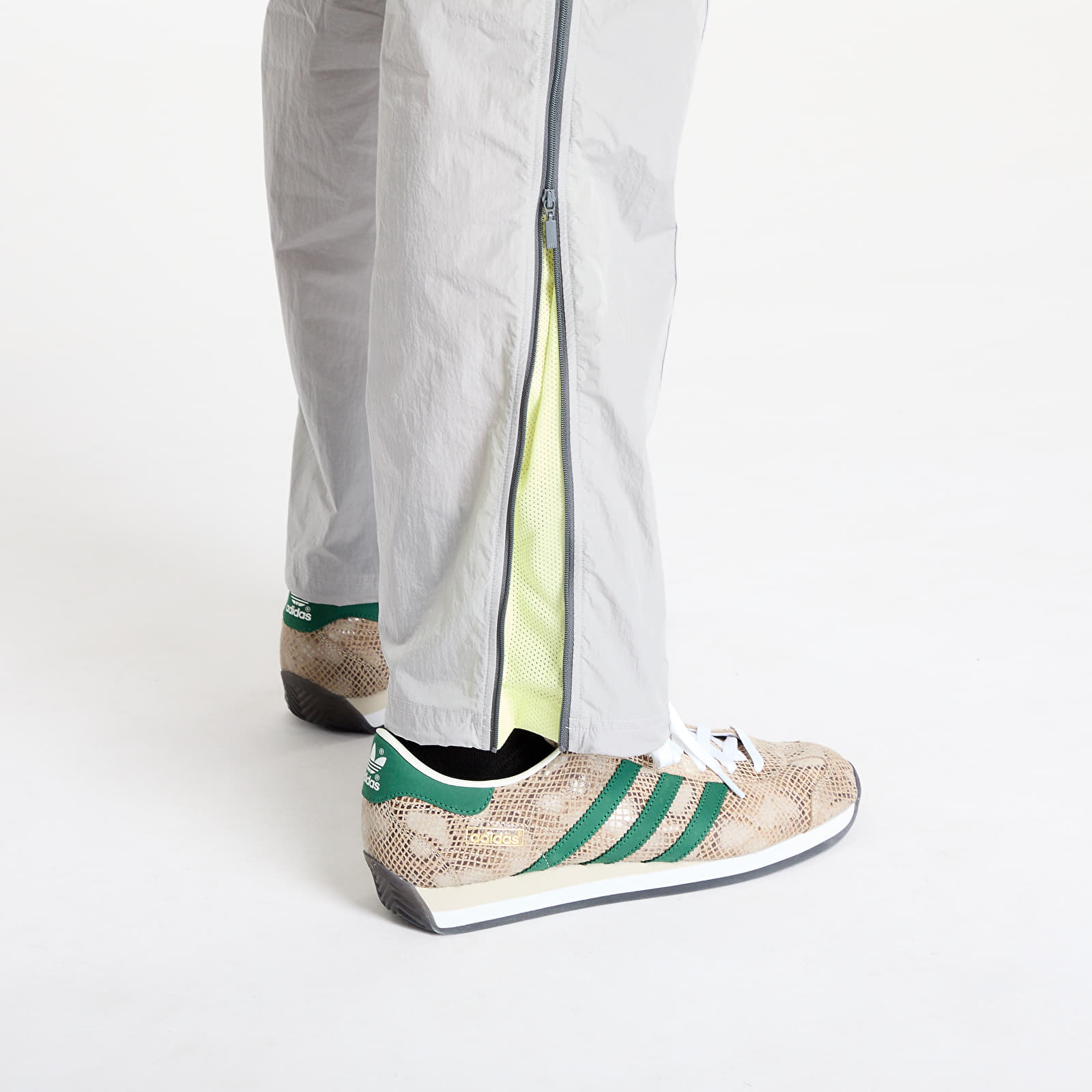 Pantalones de hombre adidas Fashion Side Mesh Zip Pants Grey/ Grey Two