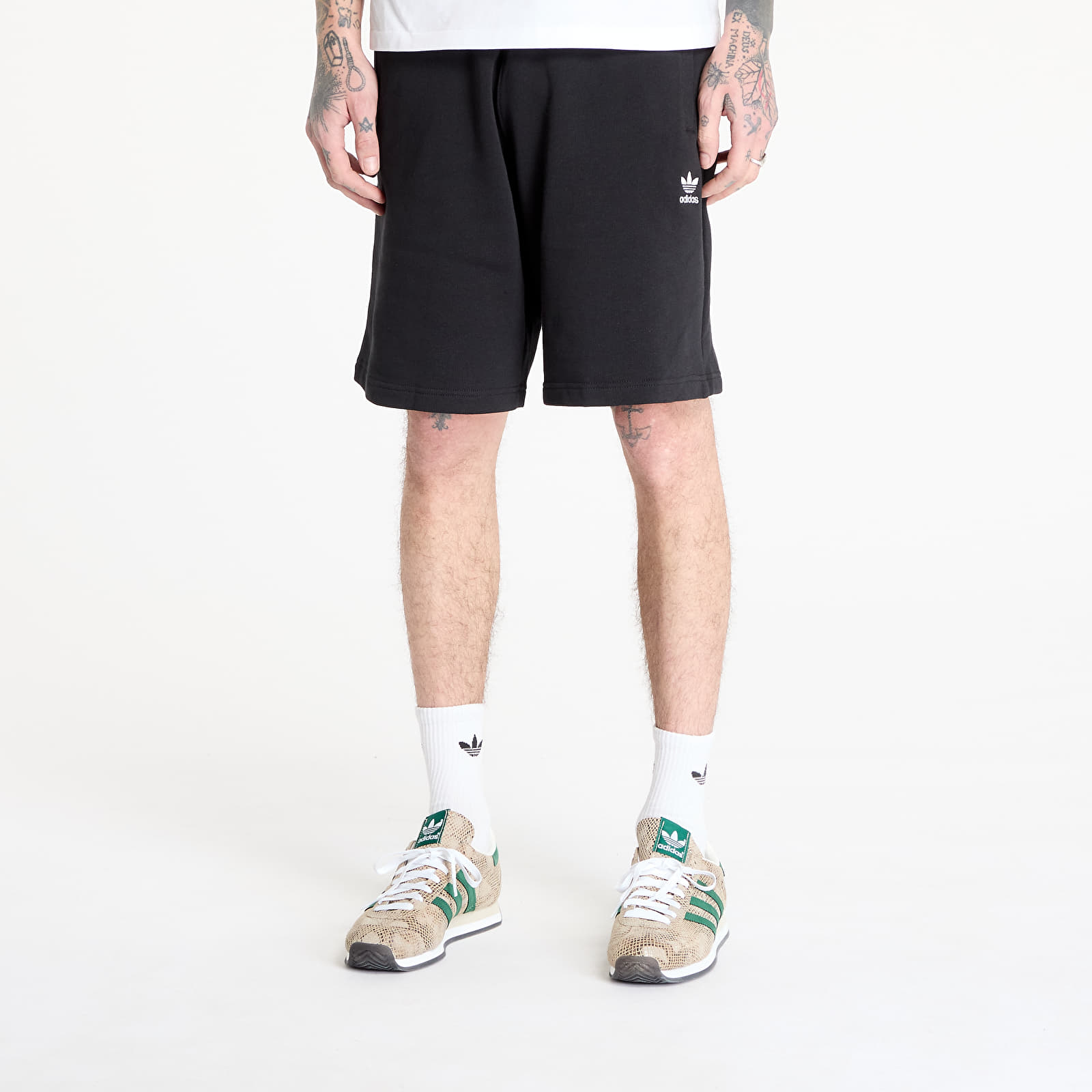 Pantalones cortos para hombre adidas Trefoil Essentials Shorts Black