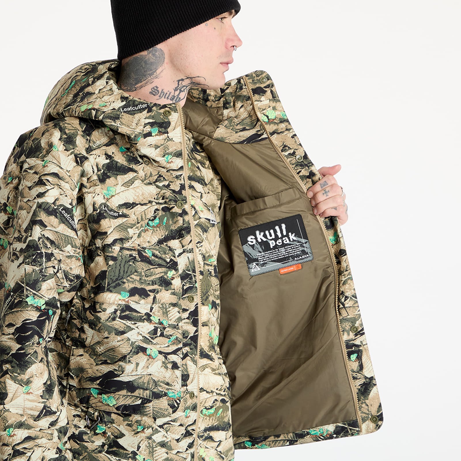 Herenjassen Nike ACG PrimaLoft® "Skull Peak" Men's Storm-FIT Full-Zip Jacket Parachute Beige/ Summit White