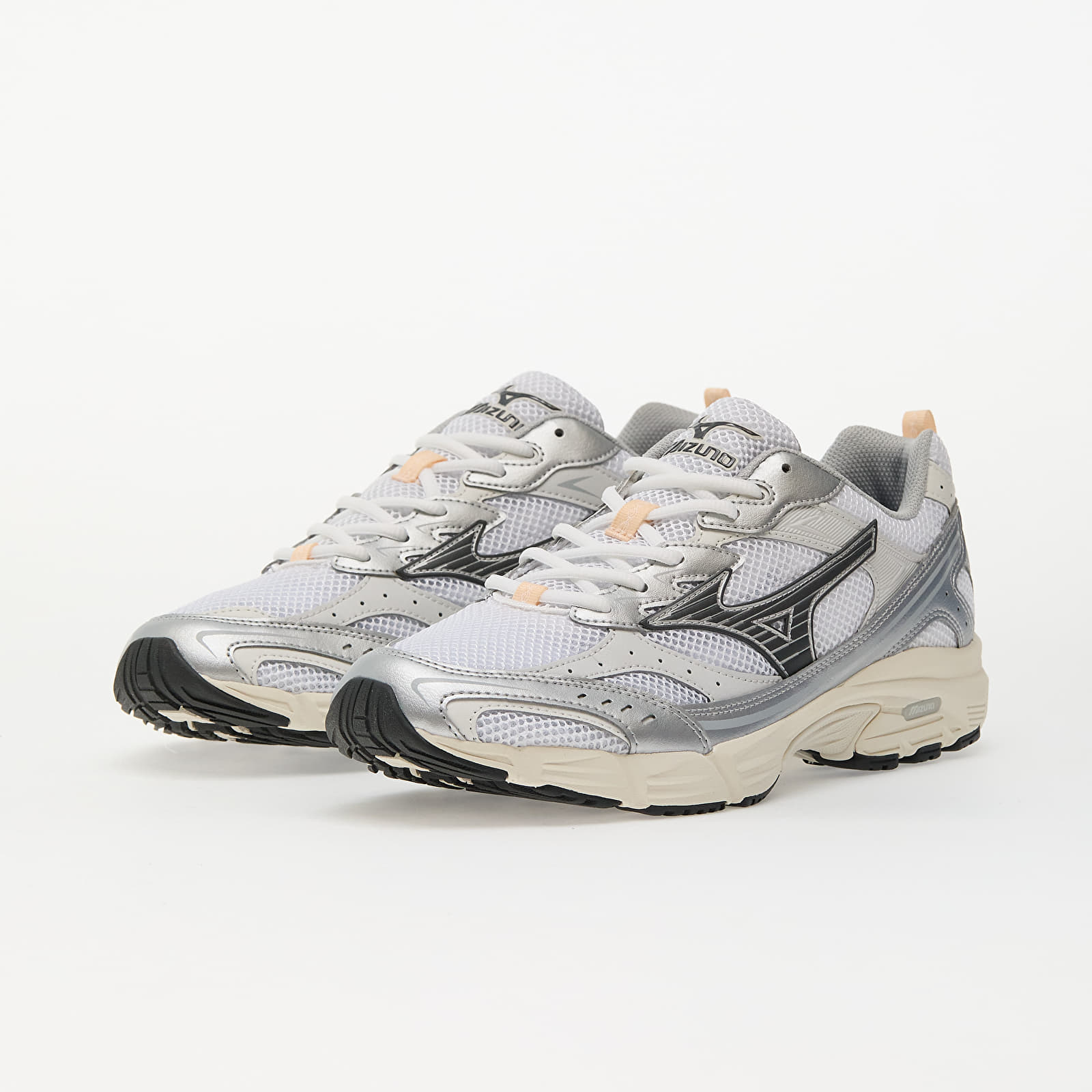 Joggesko og sko for menn Mizuno Mxr White/ Iron Gate/ Peach Purée