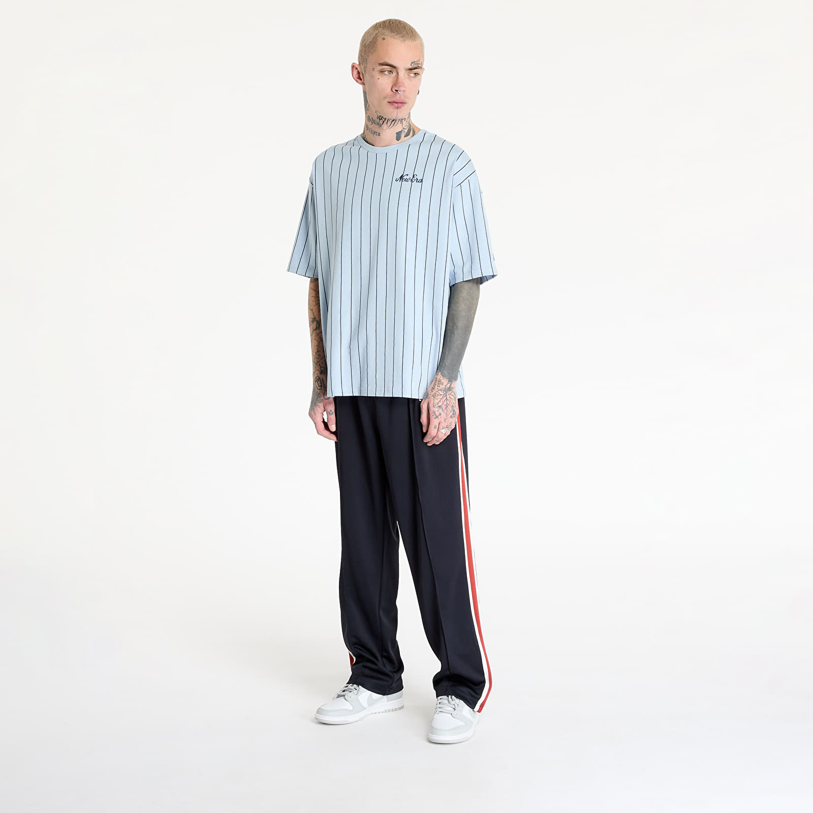 Men's T-shirts New Era Pinstripe Oversized T-Shirt UNISEX Pastel Blue