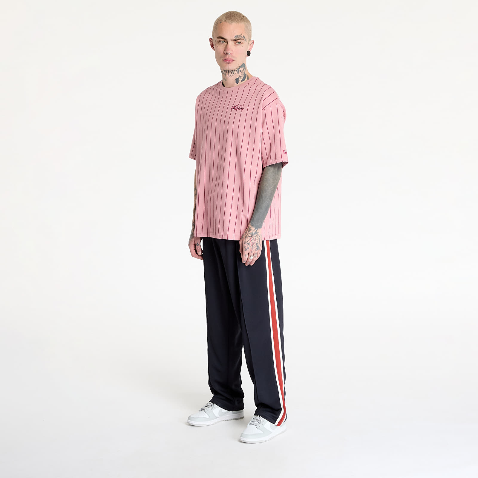 Men's T-shirts New Era Pinstripe Oversized T-Shirt UNISEX Dark Pink
