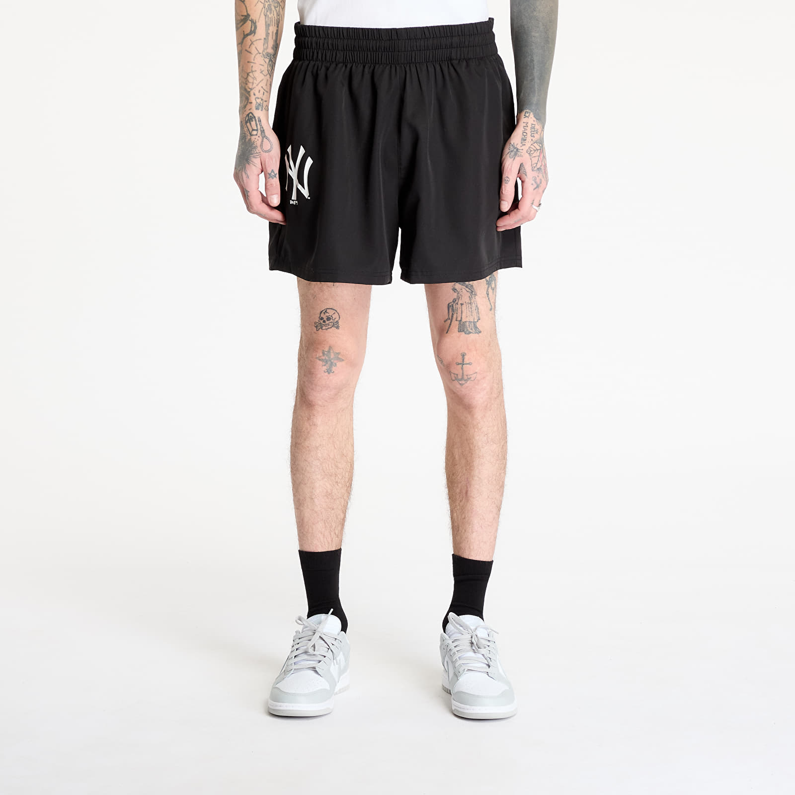 Men's shorts New Era New York Yankees MLB League Essential Shorts Black