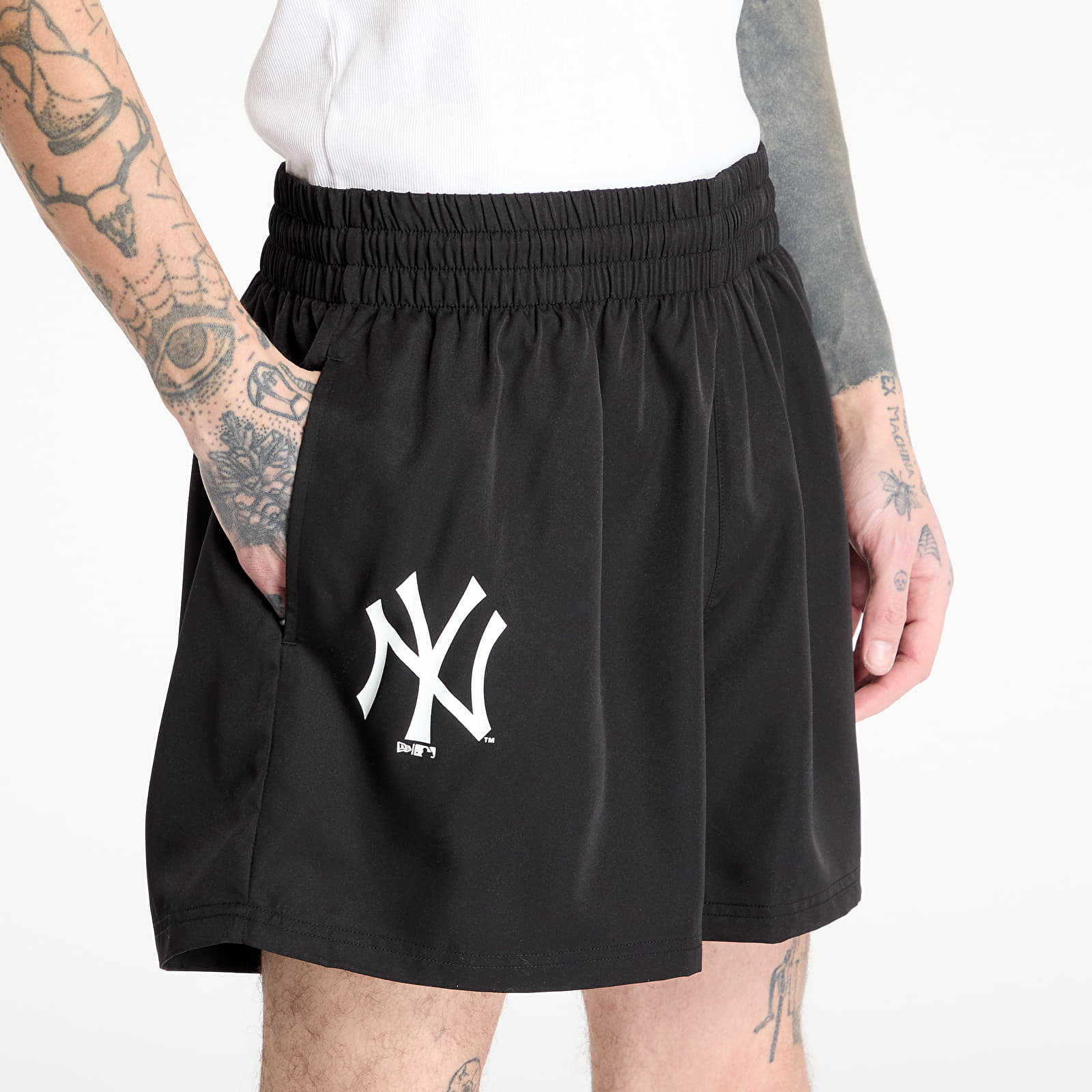 Men's shorts New Era New York Yankees MLB League Essential Shorts Black