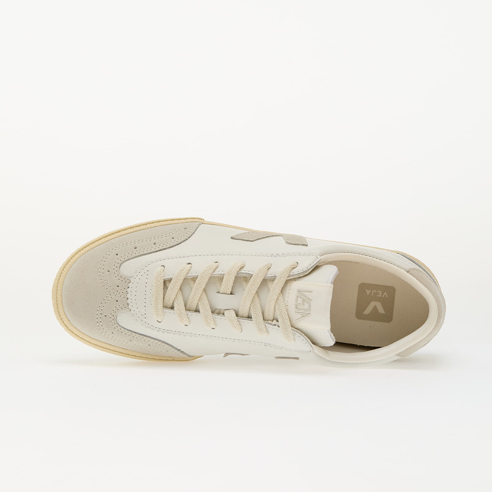Men's sneakers and shoes Veja Volley O.T. Leather White Natural