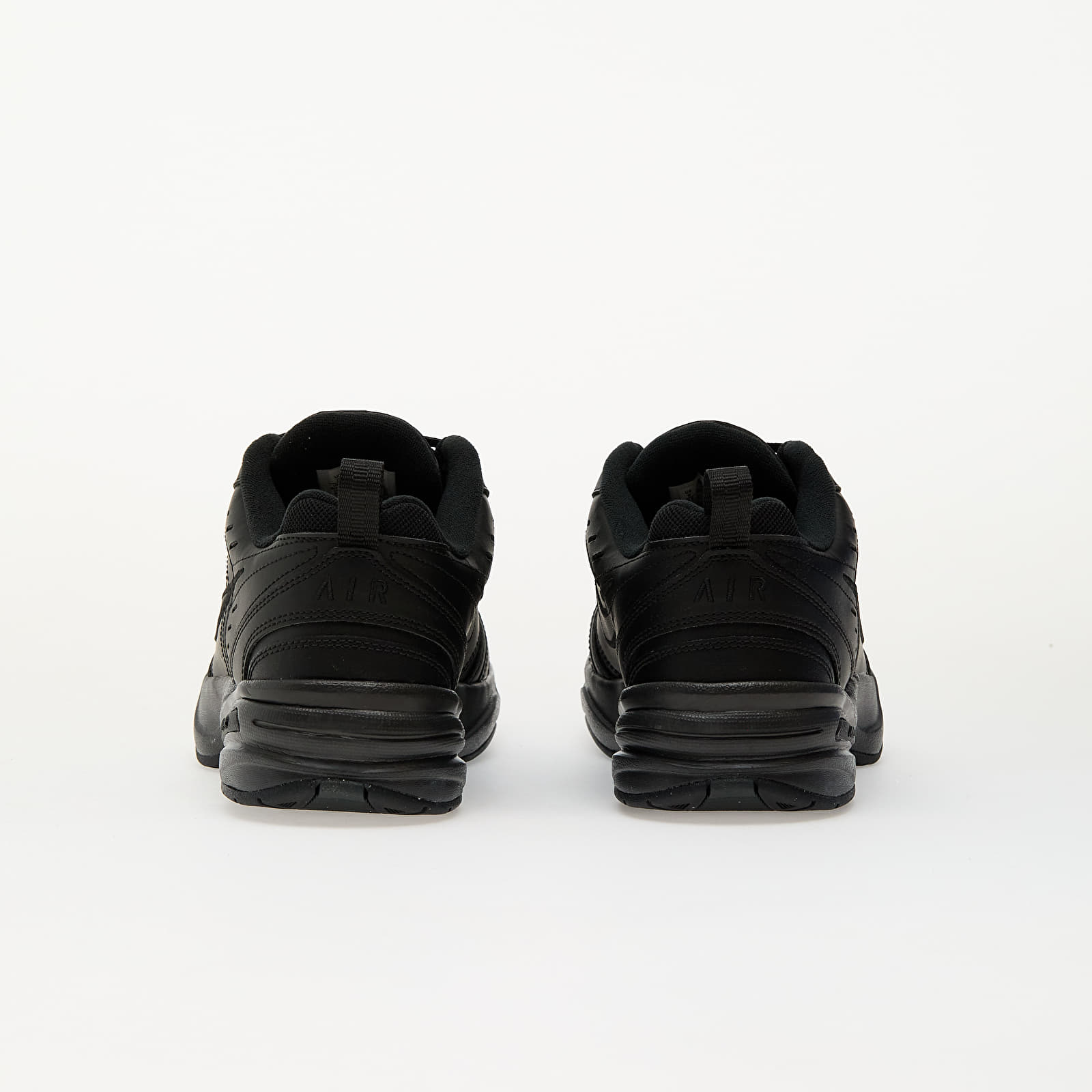 Men's sneakers and shoes Nike Air Monarch Iv (4E) Black/ Black