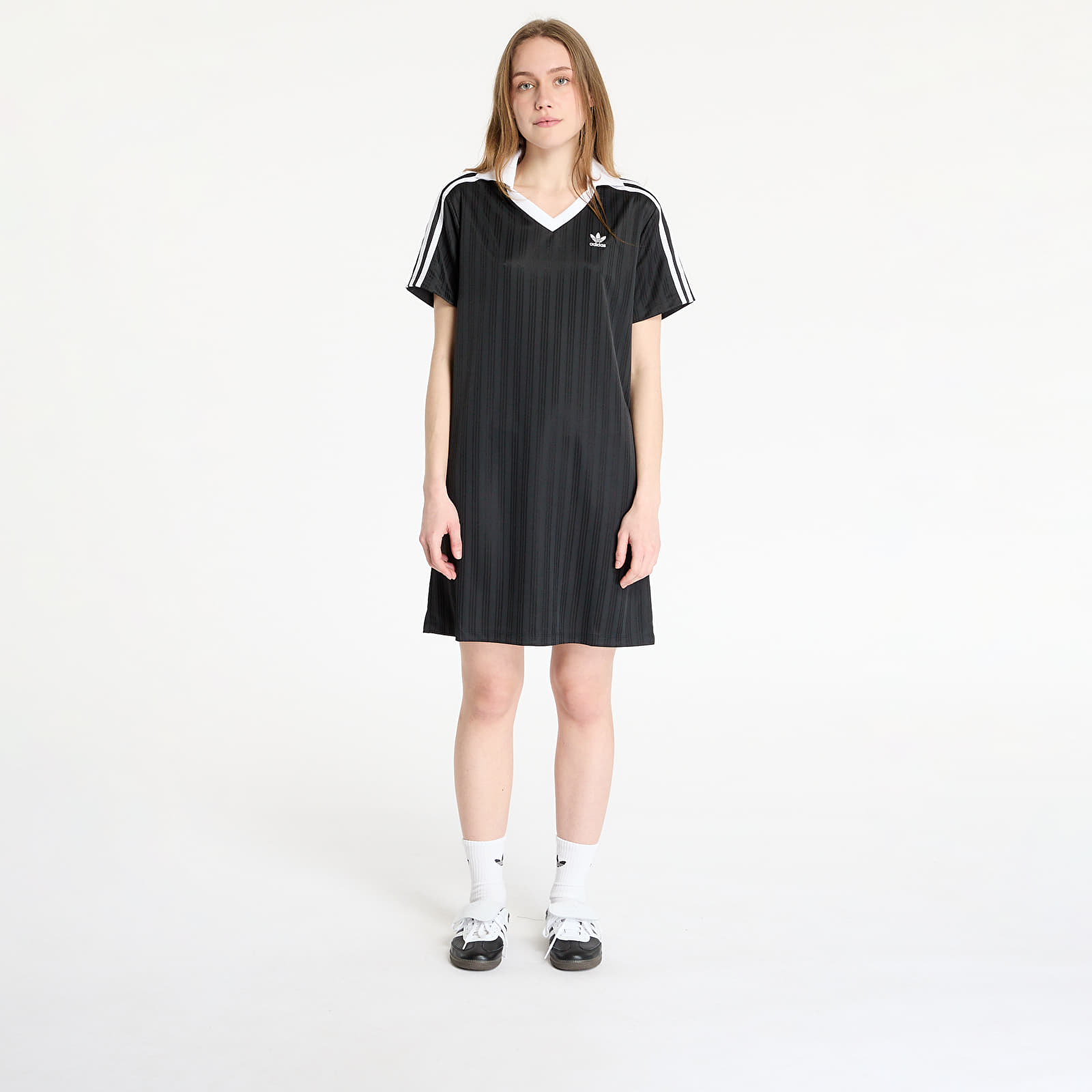 Camisetas adidas Adicolor Football Jacquard V-Neck Dress Black/ Black