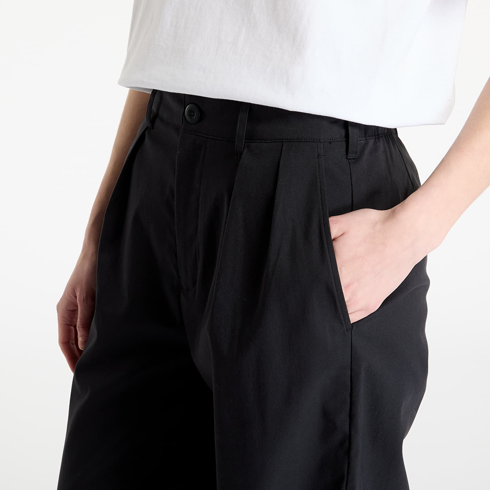 Ženske hlače New Balance Women's Boylston Twill Trouser Black