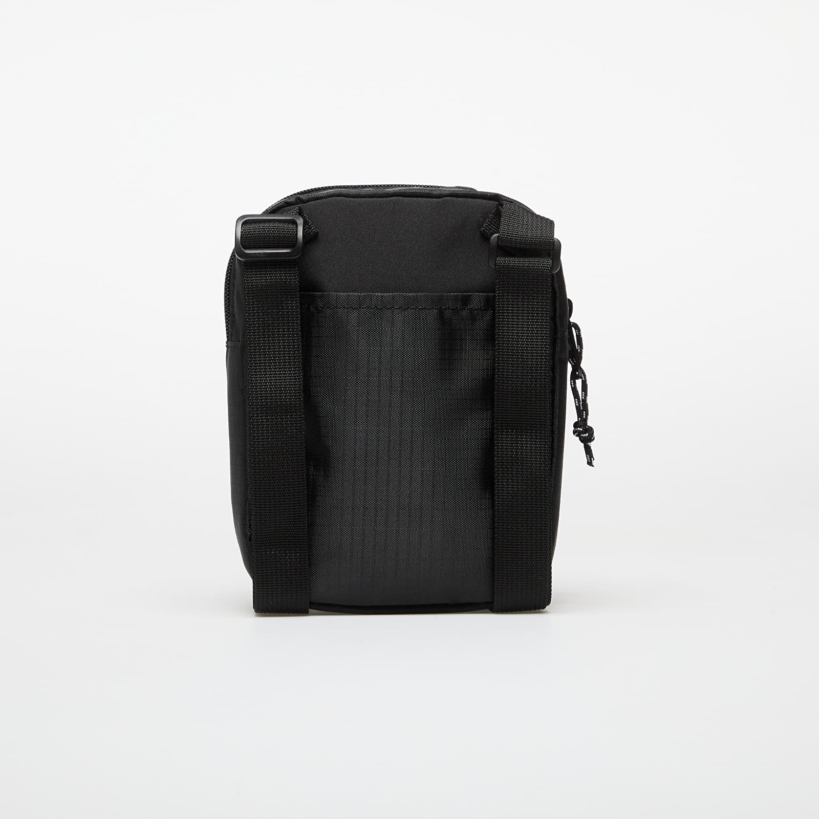 Torbe za na ramo New Balance Essential Sling Bag Black